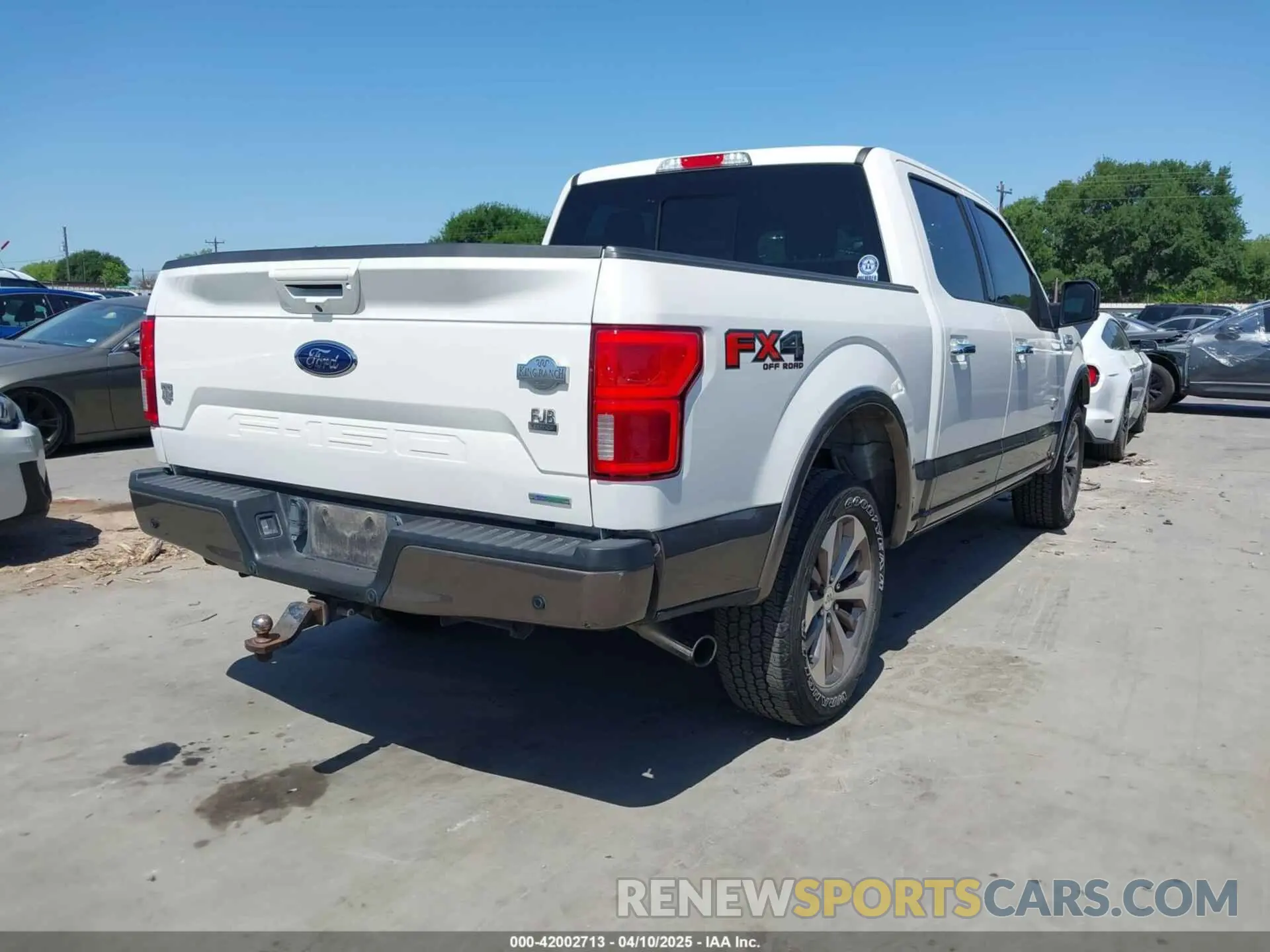 4 Photograph of a damaged car 1FTEW1E44KFD00162 FORD F-150 2019