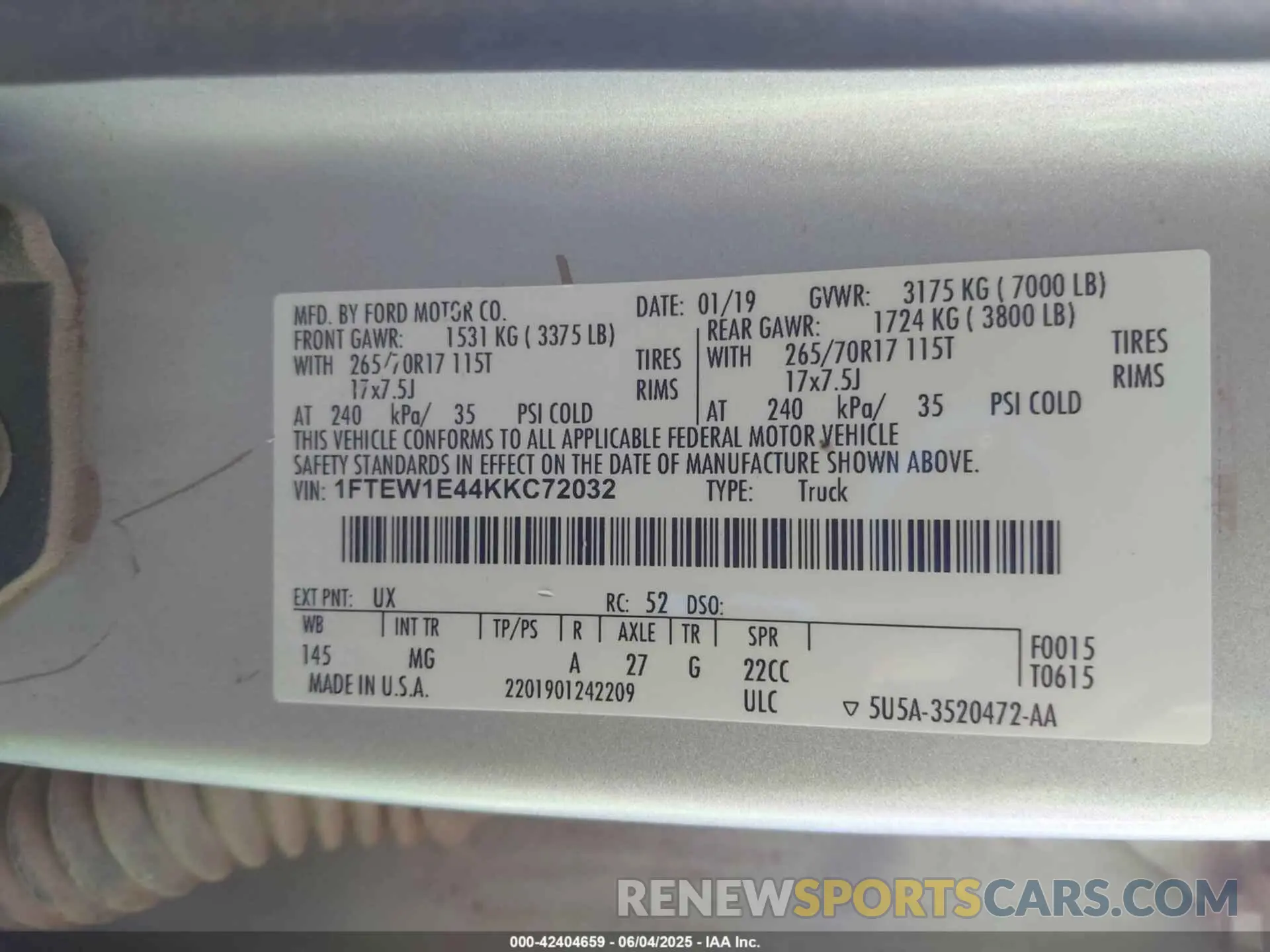 9 Photograph of a damaged car 1FTEW1E44KKC72032 FORD F-150 2019