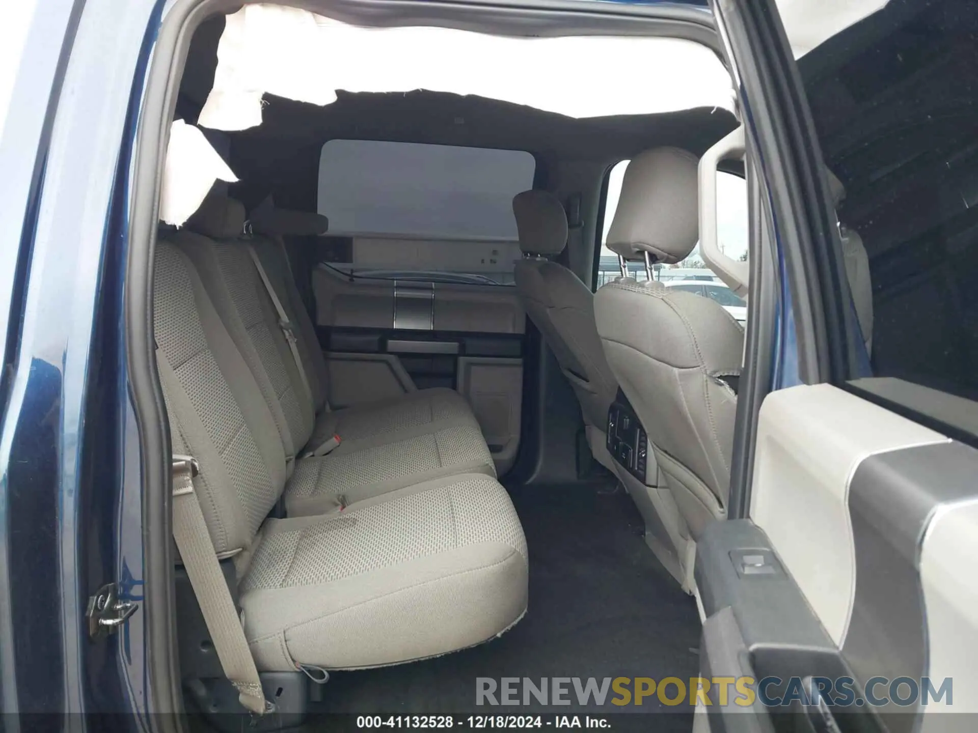 8 Photograph of a damaged car 1FTEW1E44KKC84049 FORD F-150 2019