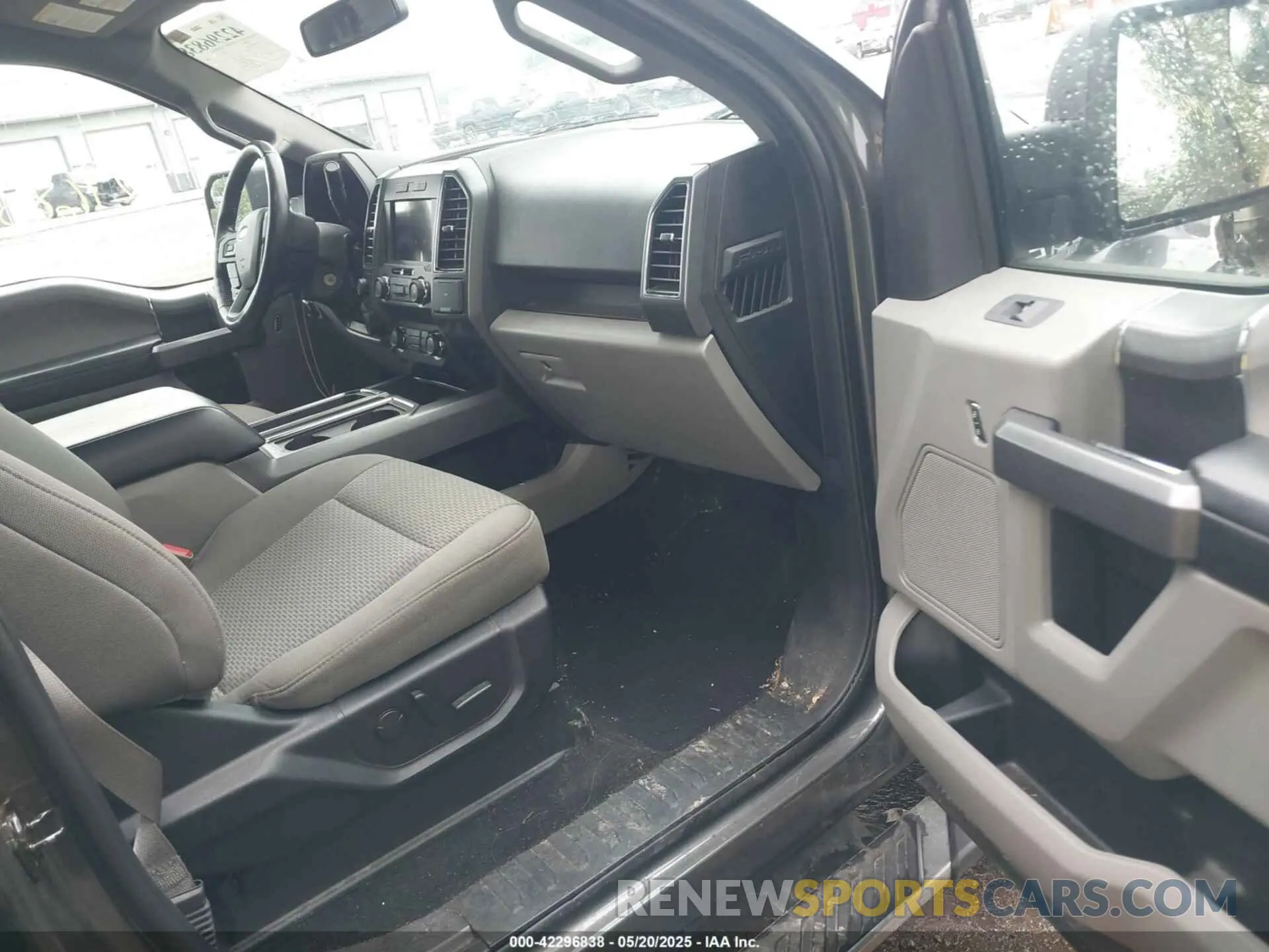 5 Photograph of a damaged car 1FTEW1E44KKD43553 FORD F-150 2019
