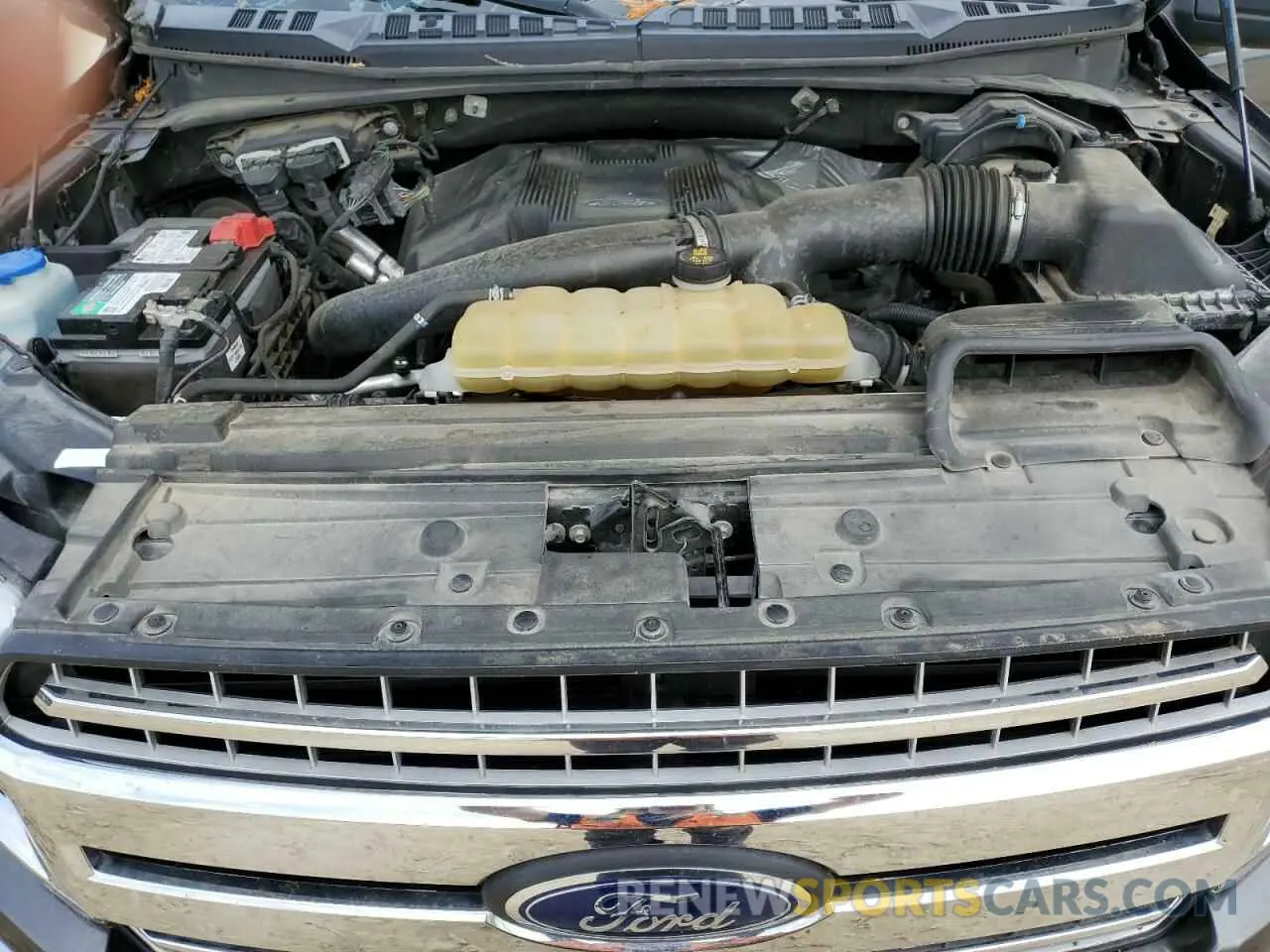 11 Photograph of a damaged car 1FTEW1E44KKE06148 FORD F-150 2019