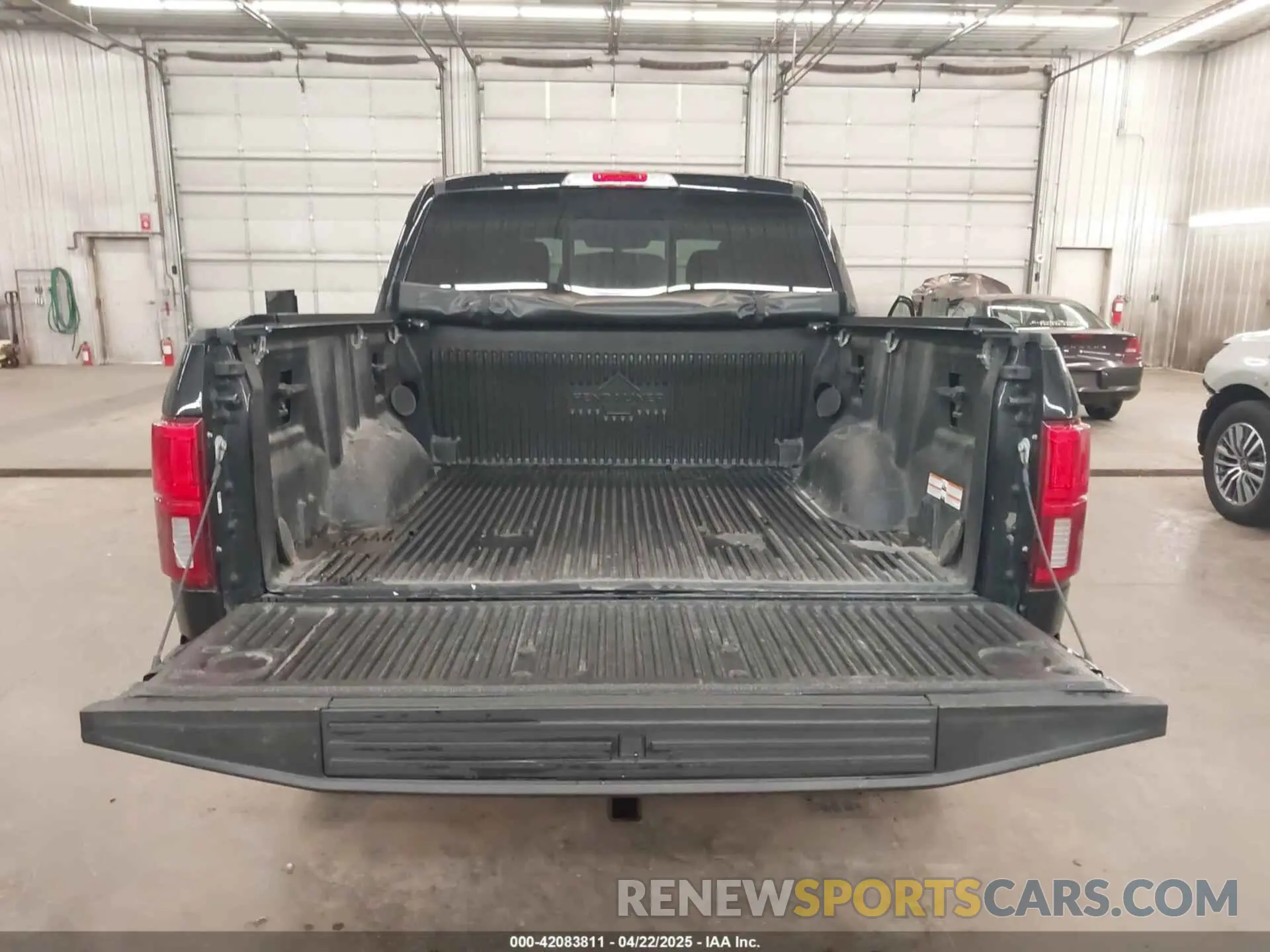 17 Photograph of a damaged car 1FTEW1E45KFC92430 FORD F-150 2019