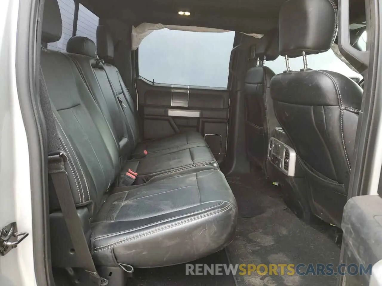 10 Photograph of a damaged car 1FTEW1E45KKC33949 FORD F-150 2019