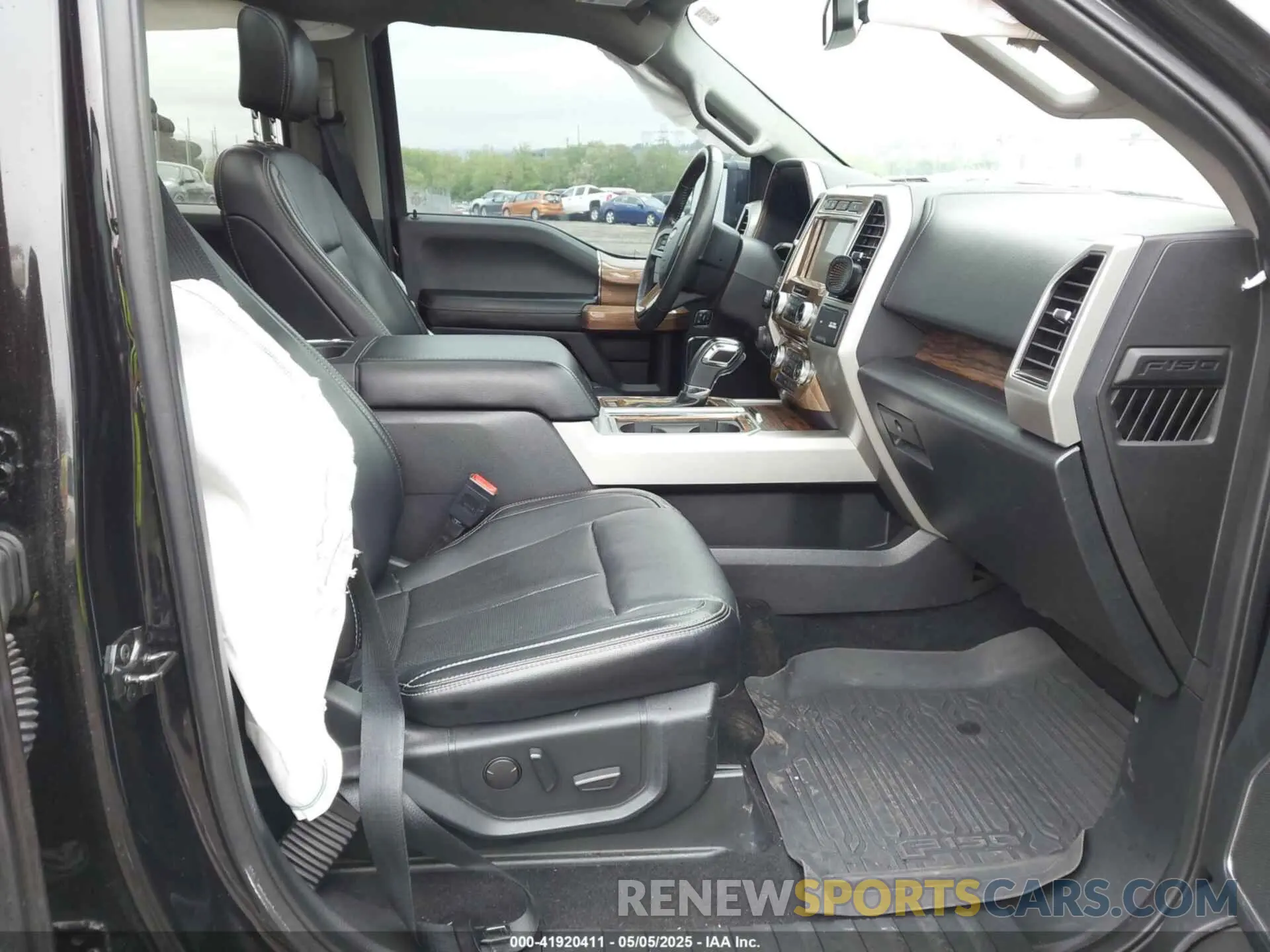 5 Photograph of a damaged car 1FTEW1E46KKD61875 FORD F-150 2019