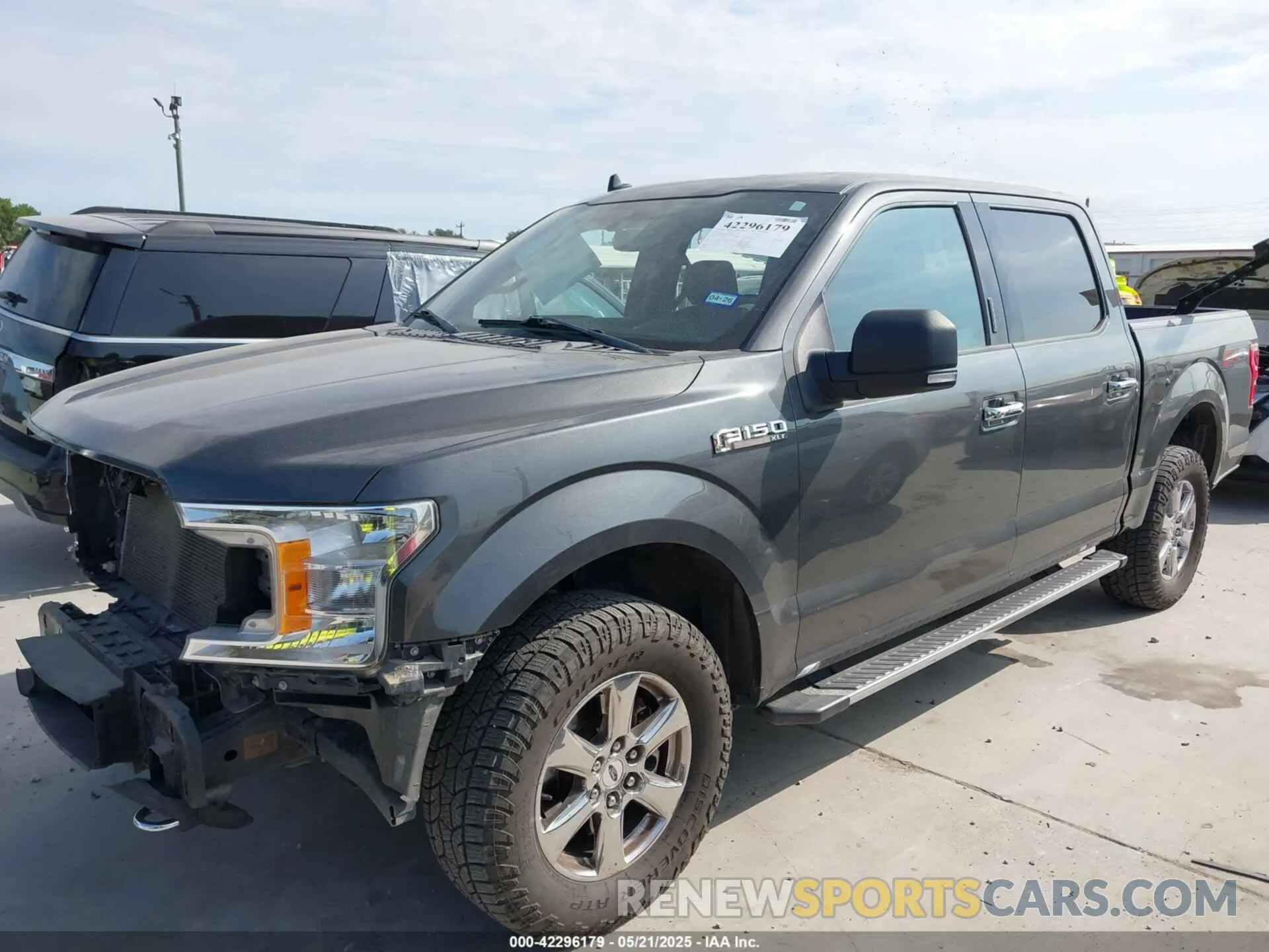 2 Photograph of a damaged car 1FTEW1E46KKF26646 FORD F-150 2019