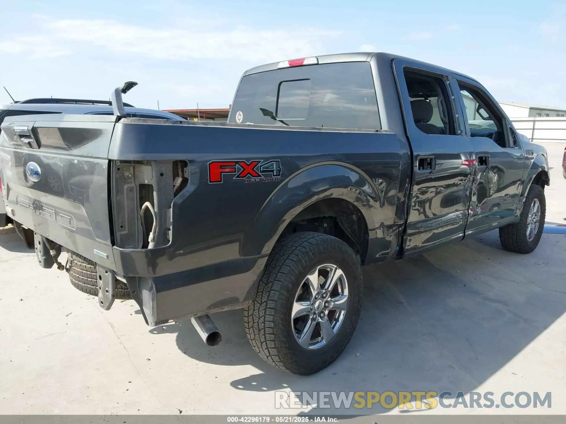 4 Photograph of a damaged car 1FTEW1E46KKF26646 FORD F-150 2019