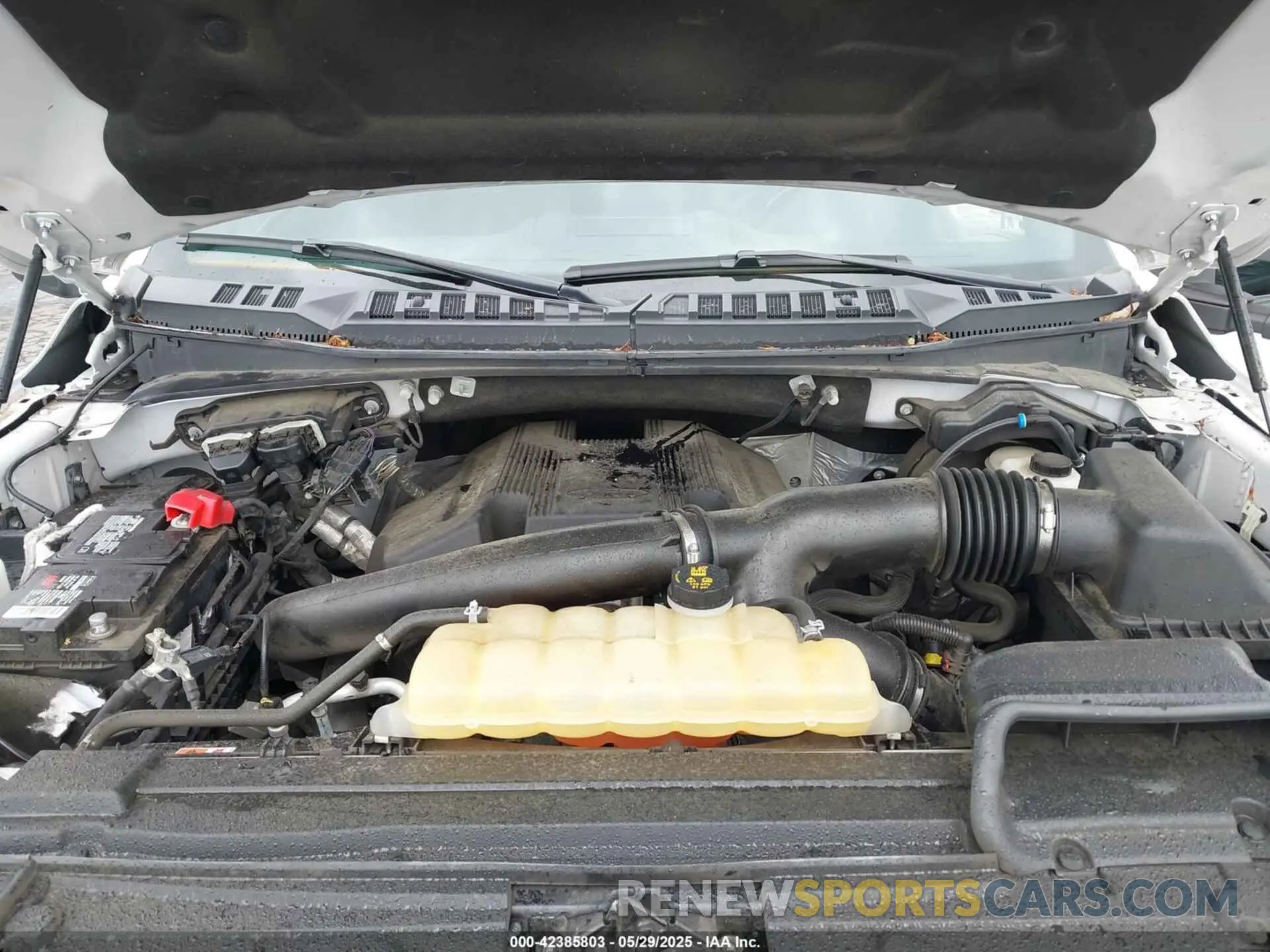 10 Photograph of a damaged car 1FTEW1E47KFA84050 FORD F-150 2019