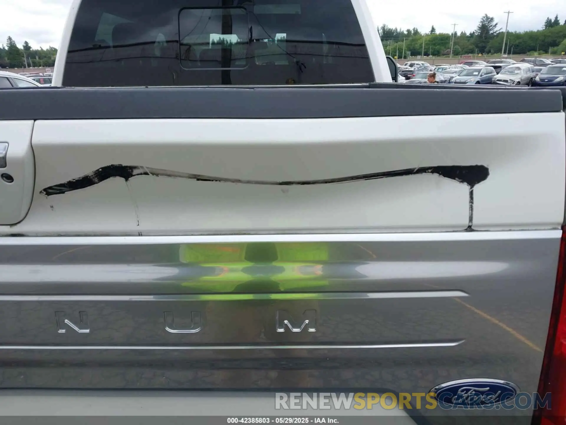 6 Photograph of a damaged car 1FTEW1E47KFA84050 FORD F-150 2019