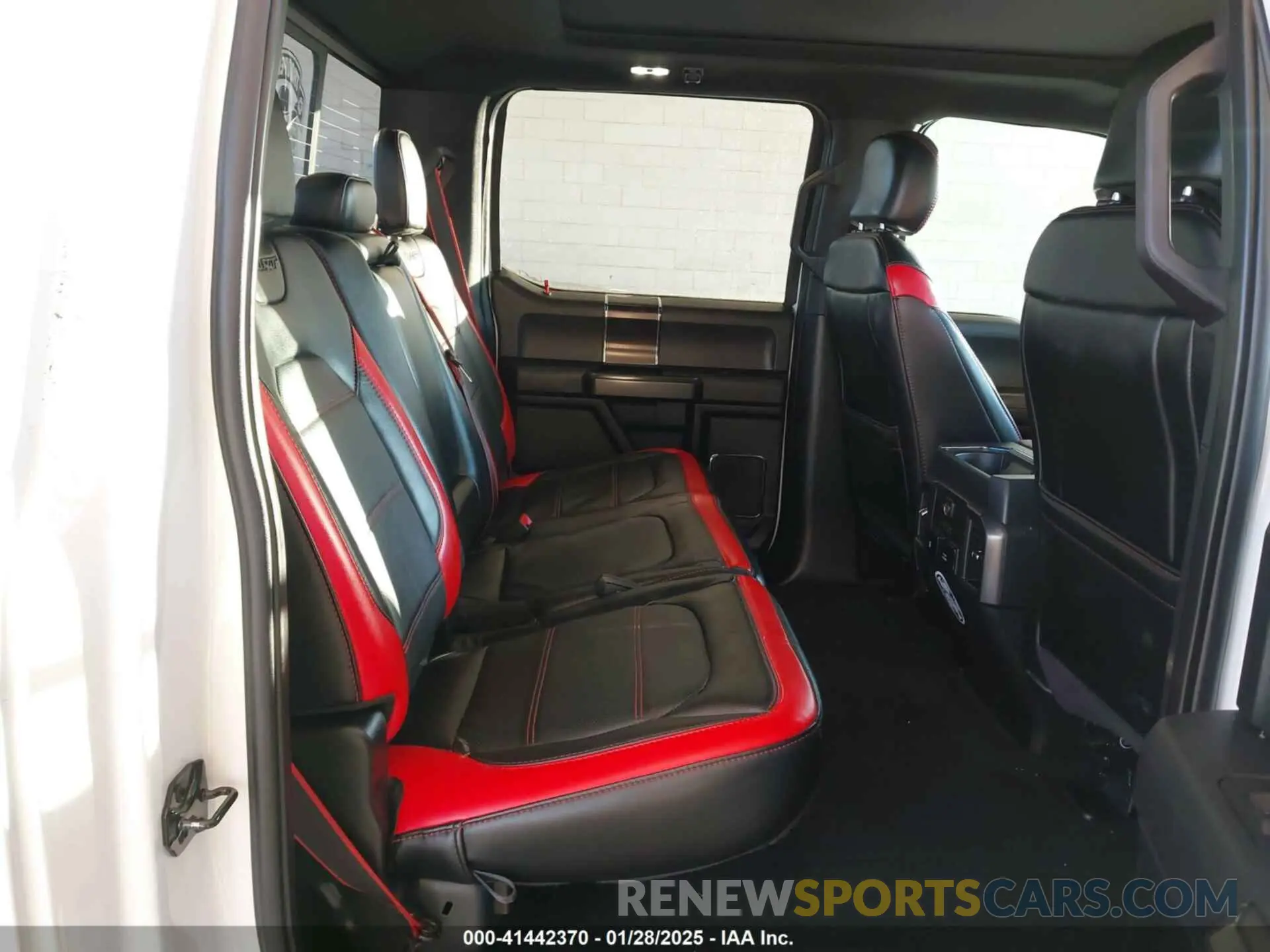 8 Photograph of a damaged car 1FTEW1E47KFA89247 FORD F-150 2019