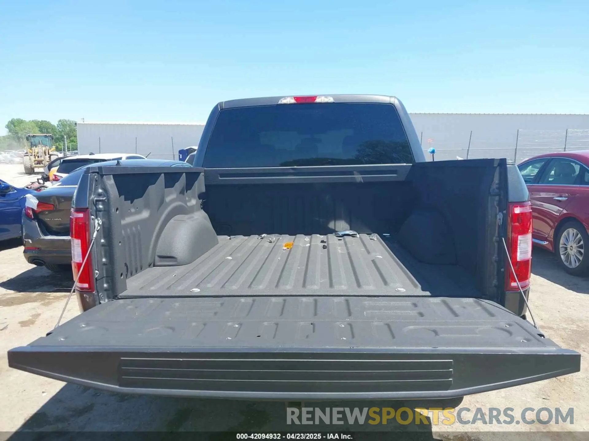 16 Photograph of a damaged car 1FTEW1E47KKD25077 FORD F-150 2019