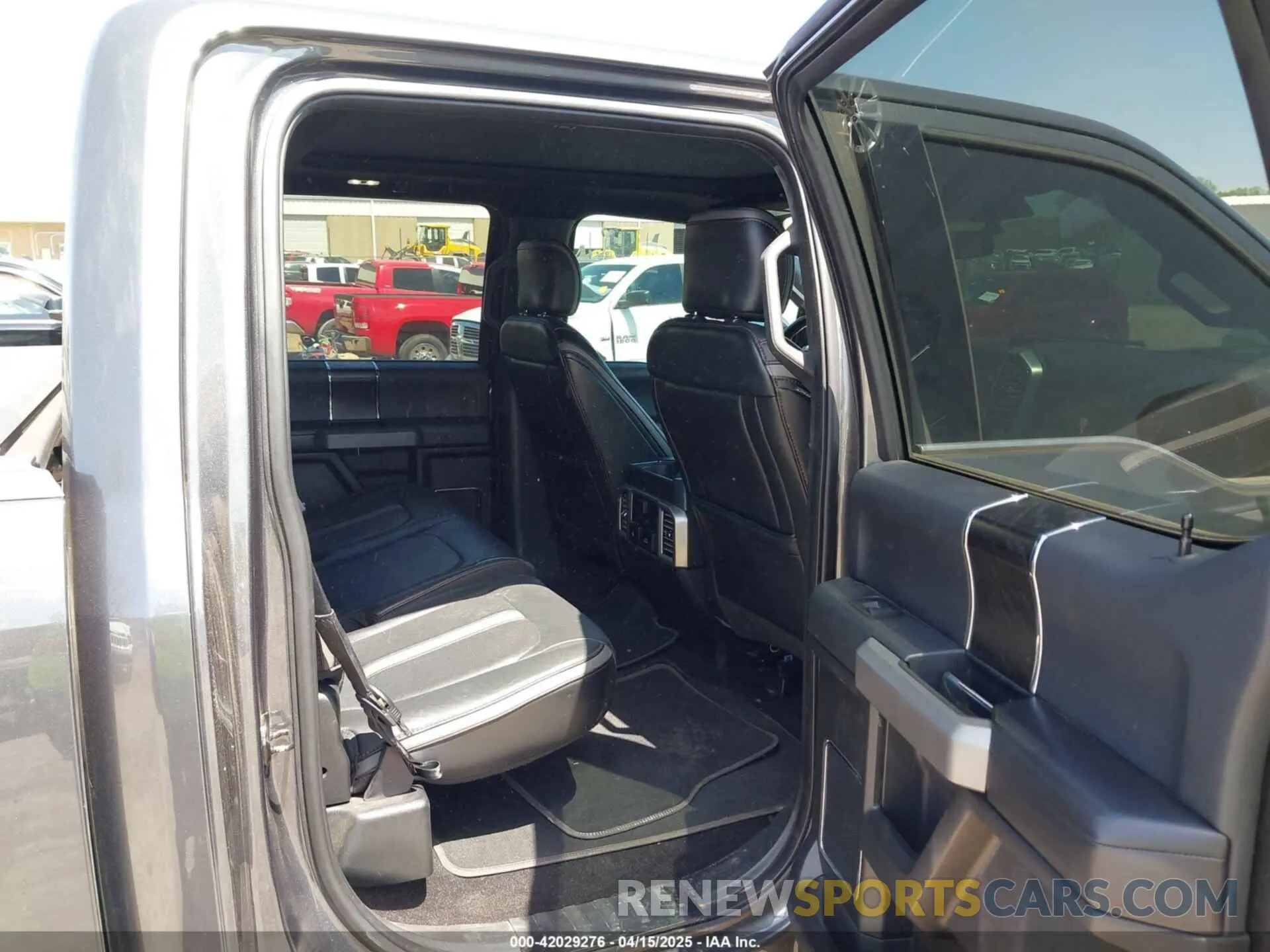 8 Photograph of a damaged car 1FTEW1E48KFA17537 FORD F-150 2019