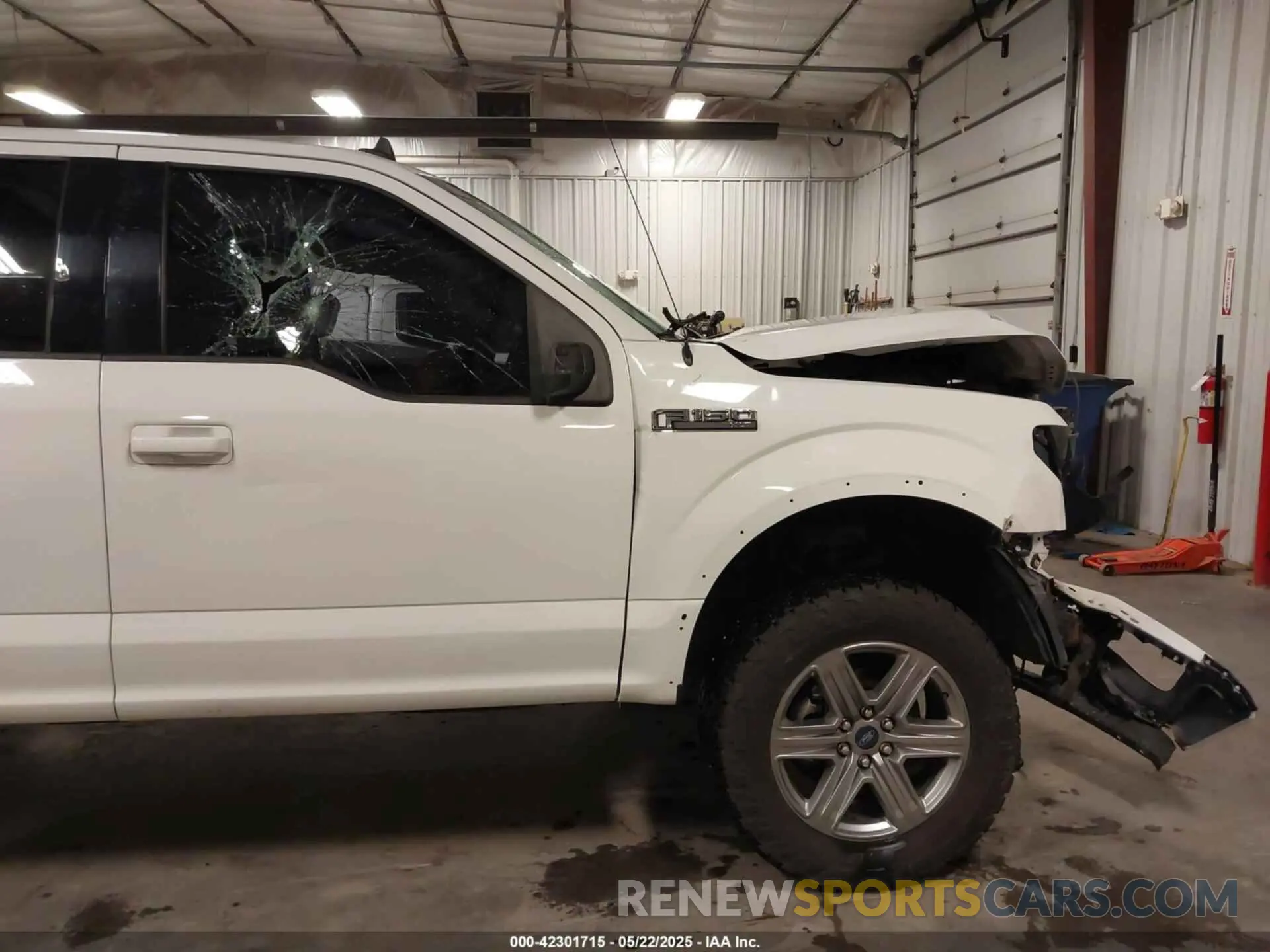 20 Photograph of a damaged car 1FTEW1E49KFB73215 FORD F-150 2019