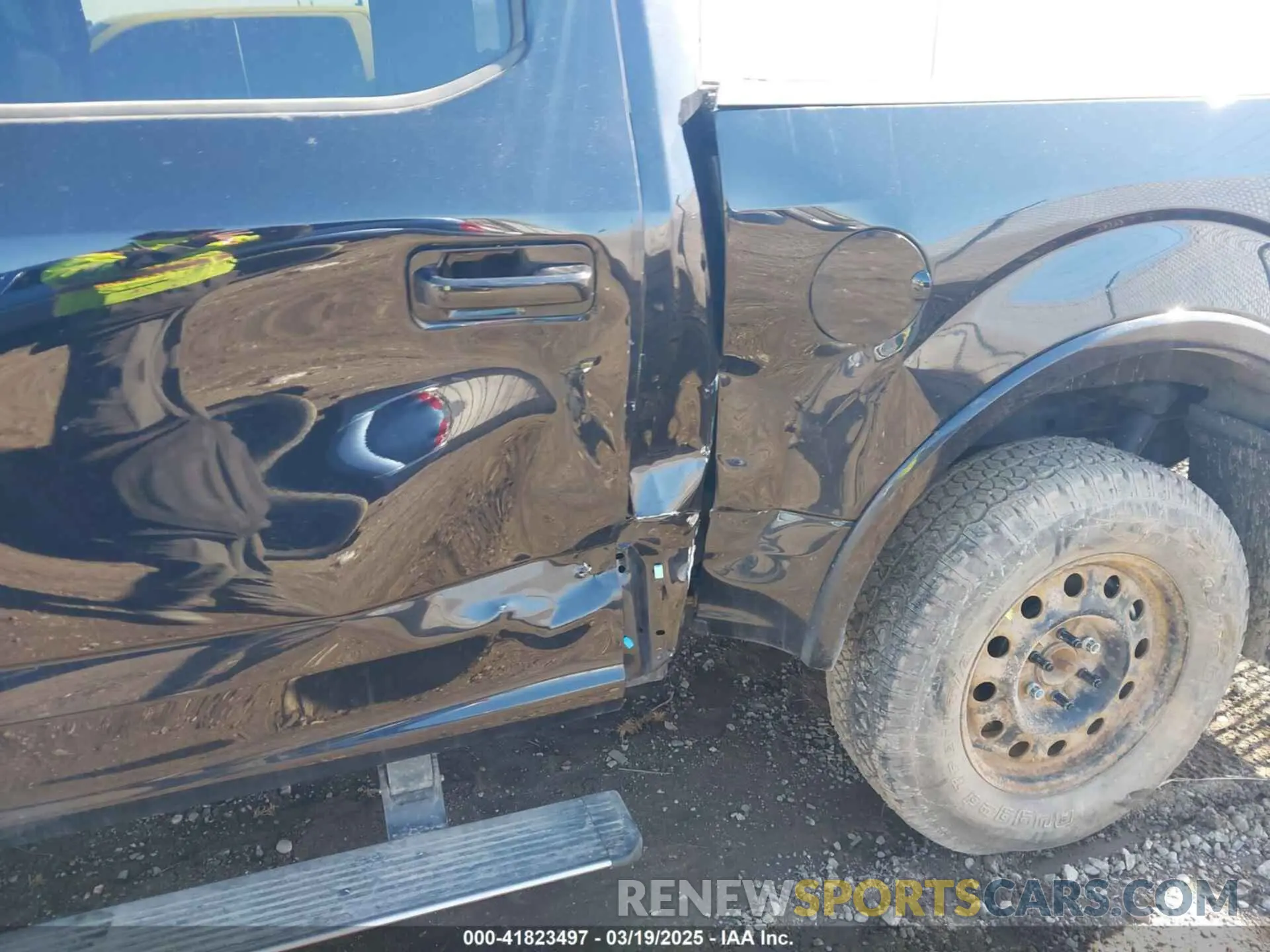 6 Photograph of a damaged car 1FTEW1E4XKFD22053 FORD F-150 2019