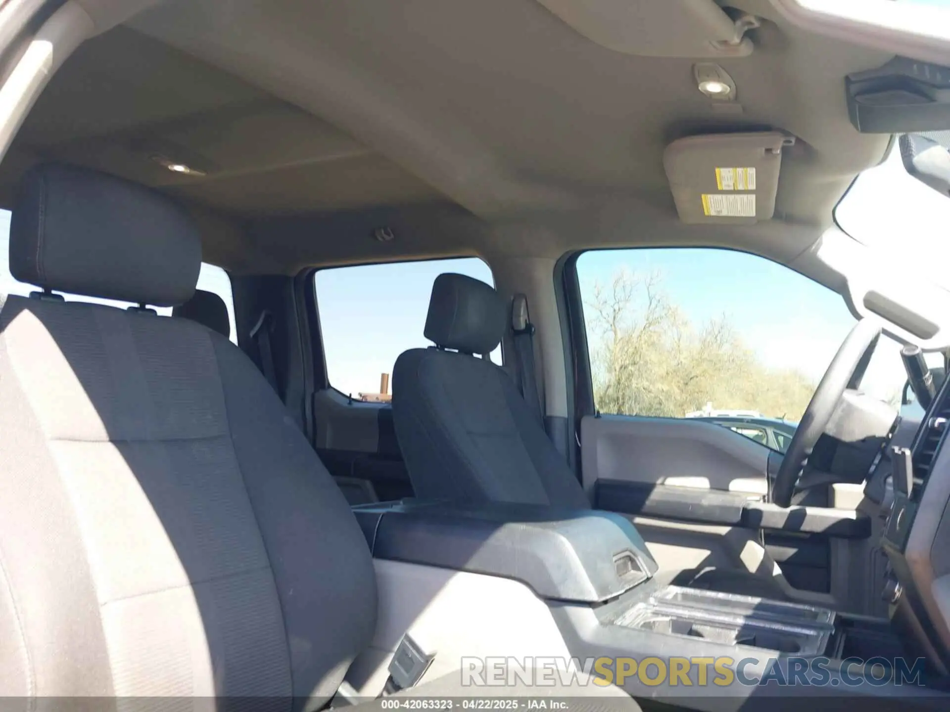 22 Photograph of a damaged car 1FTEW1E4XKKE93960 FORD F-150 2019