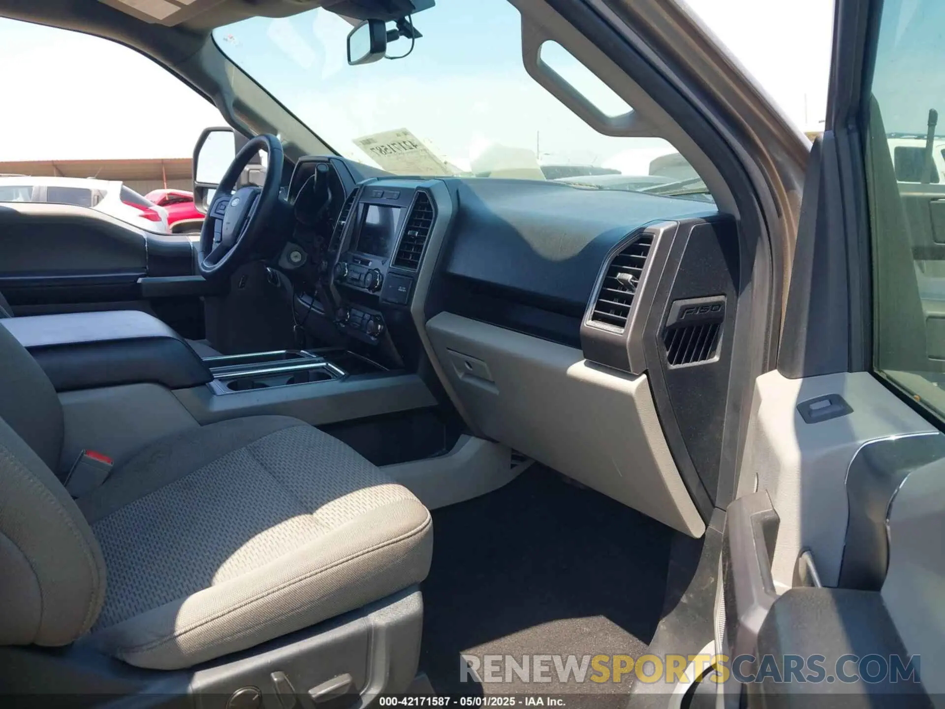 5 Photograph of a damaged car 1FTEW1E4XKKF30179 FORD F-150 2019