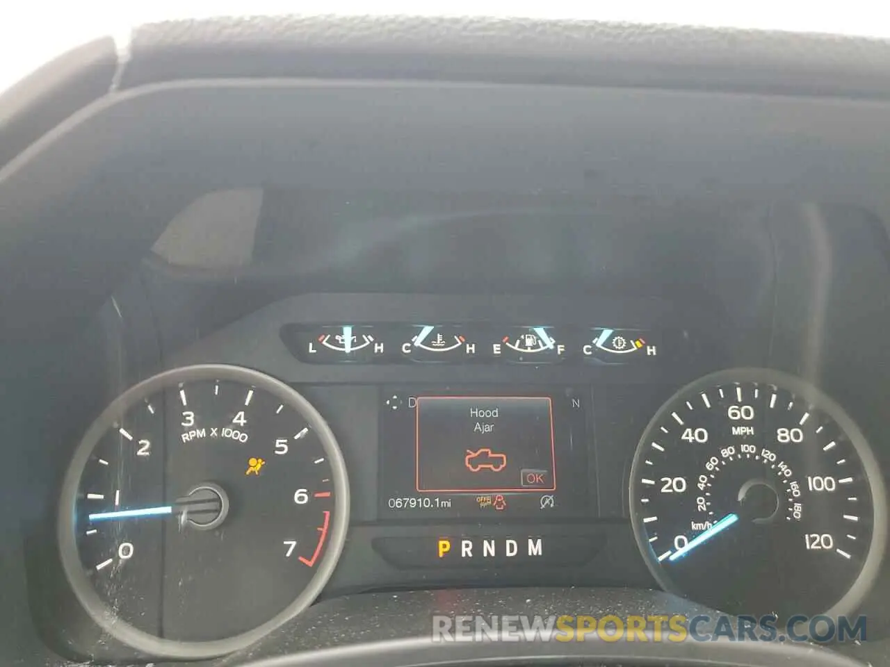 9 Photograph of a damaged car 1FTEW1E4XKKF32417 FORD F-150 2019