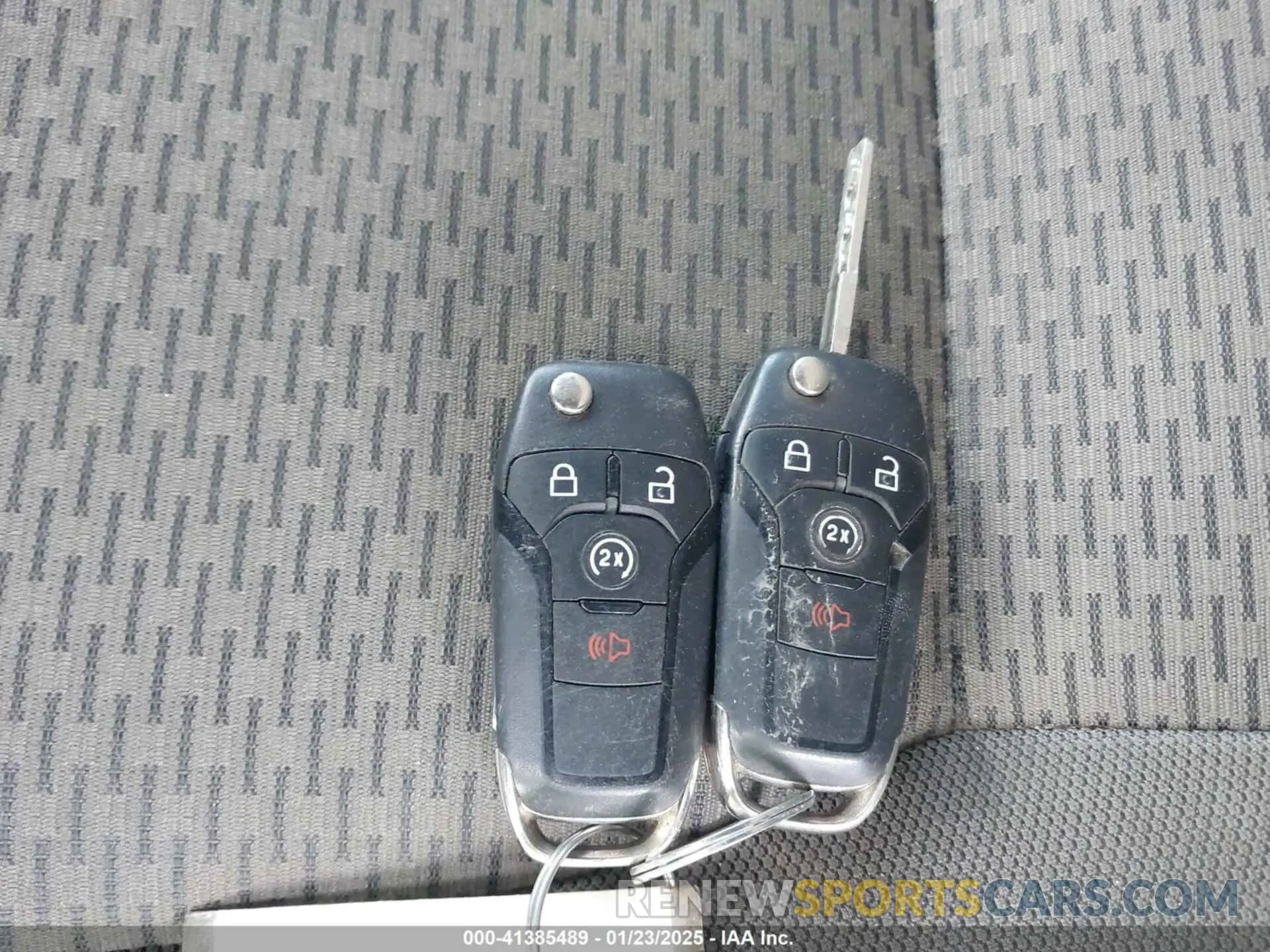 11 Photograph of a damaged car 1FTEW1E50KFA47687 FORD F-150 2019