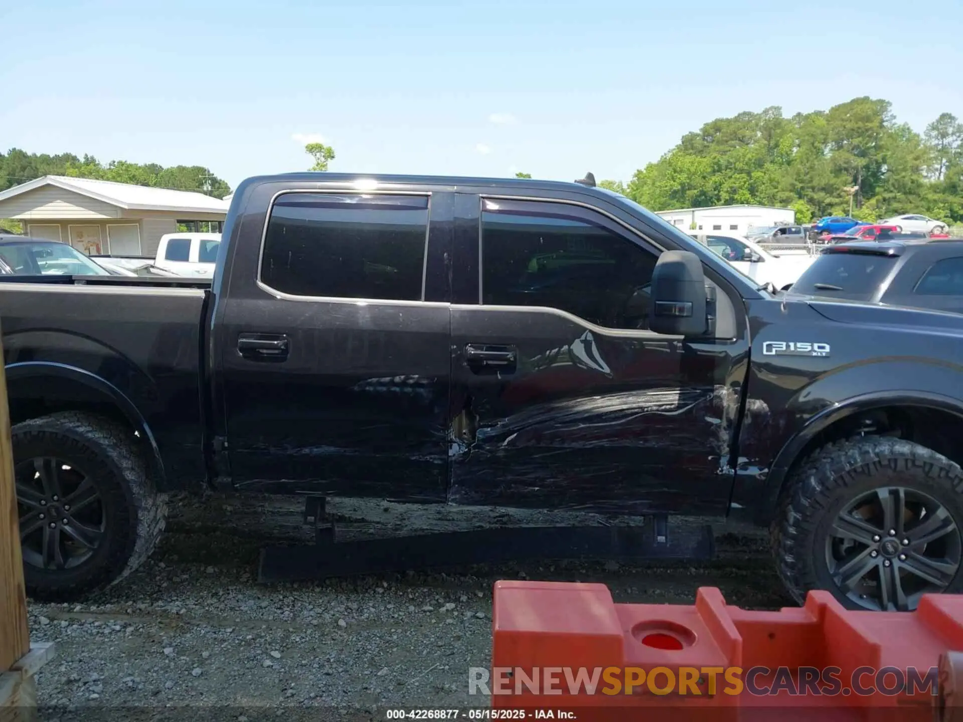 13 Photograph of a damaged car 1FTEW1E50KFC01637 FORD F-150 2019