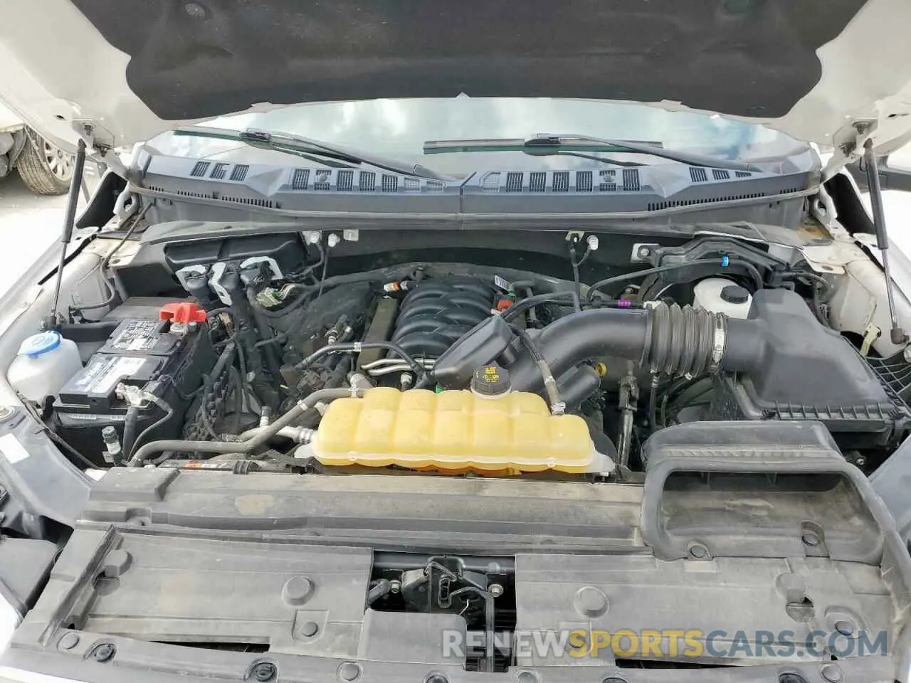 11 Photograph of a damaged car 1FTEW1E50KFD32695 FORD F-150 2019