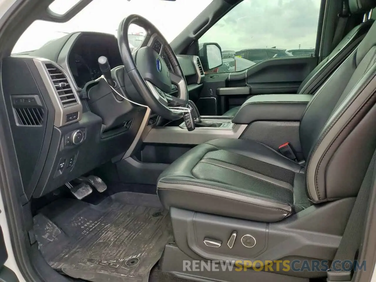 7 Photograph of a damaged car 1FTEW1E50KFD32695 FORD F-150 2019