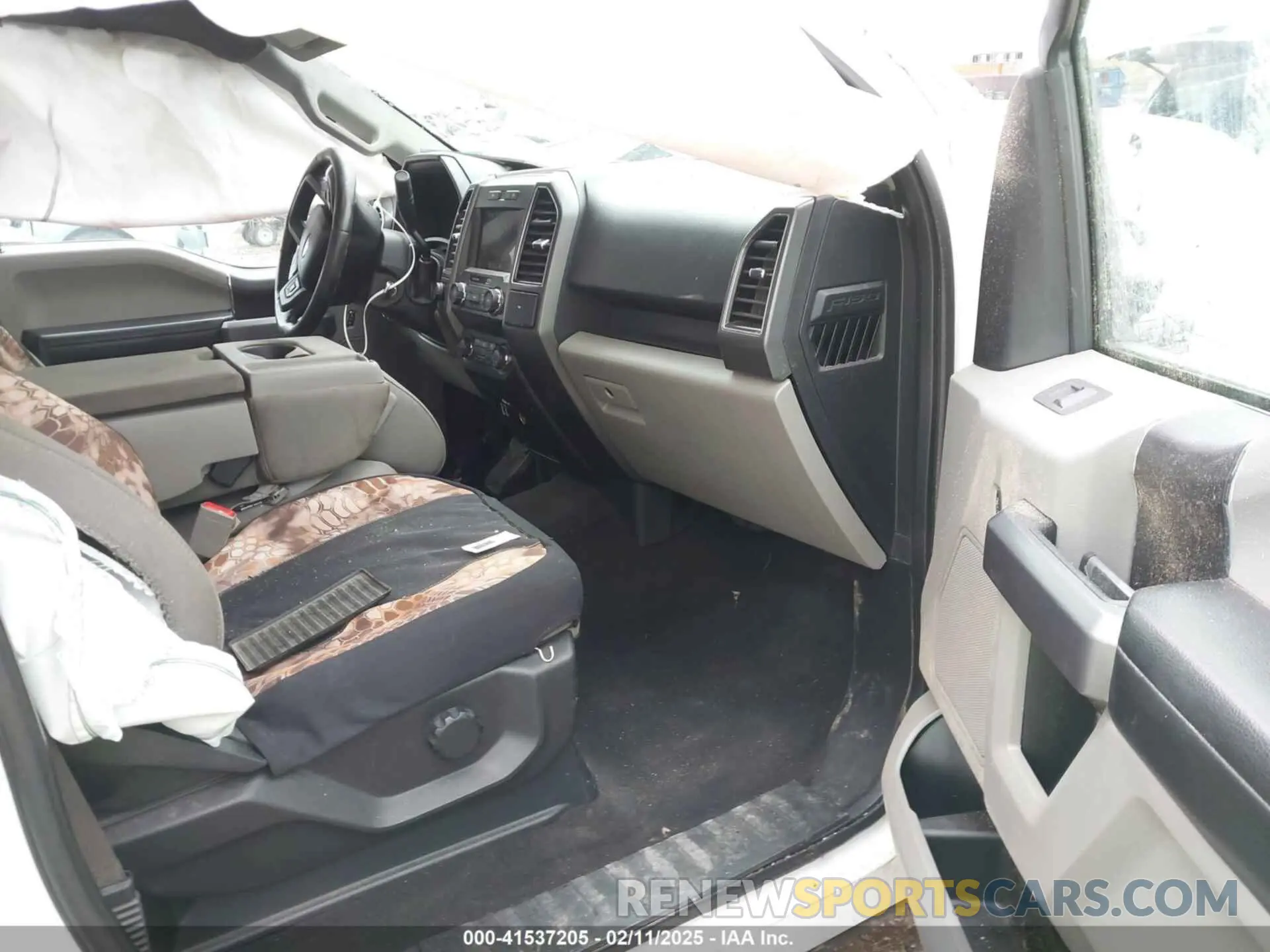 5 Photograph of a damaged car 1FTEW1E50KKC04612 FORD F-150 2019