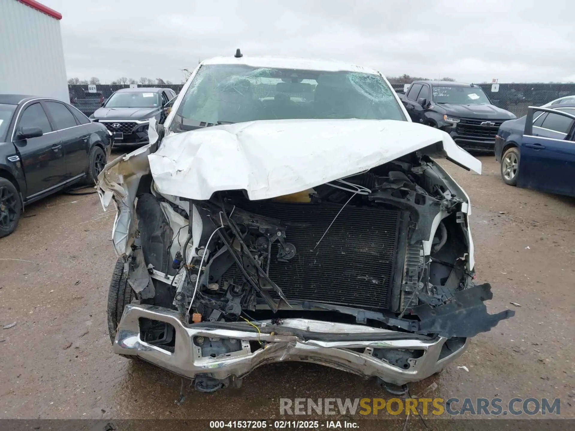 6 Photograph of a damaged car 1FTEW1E50KKC04612 FORD F-150 2019