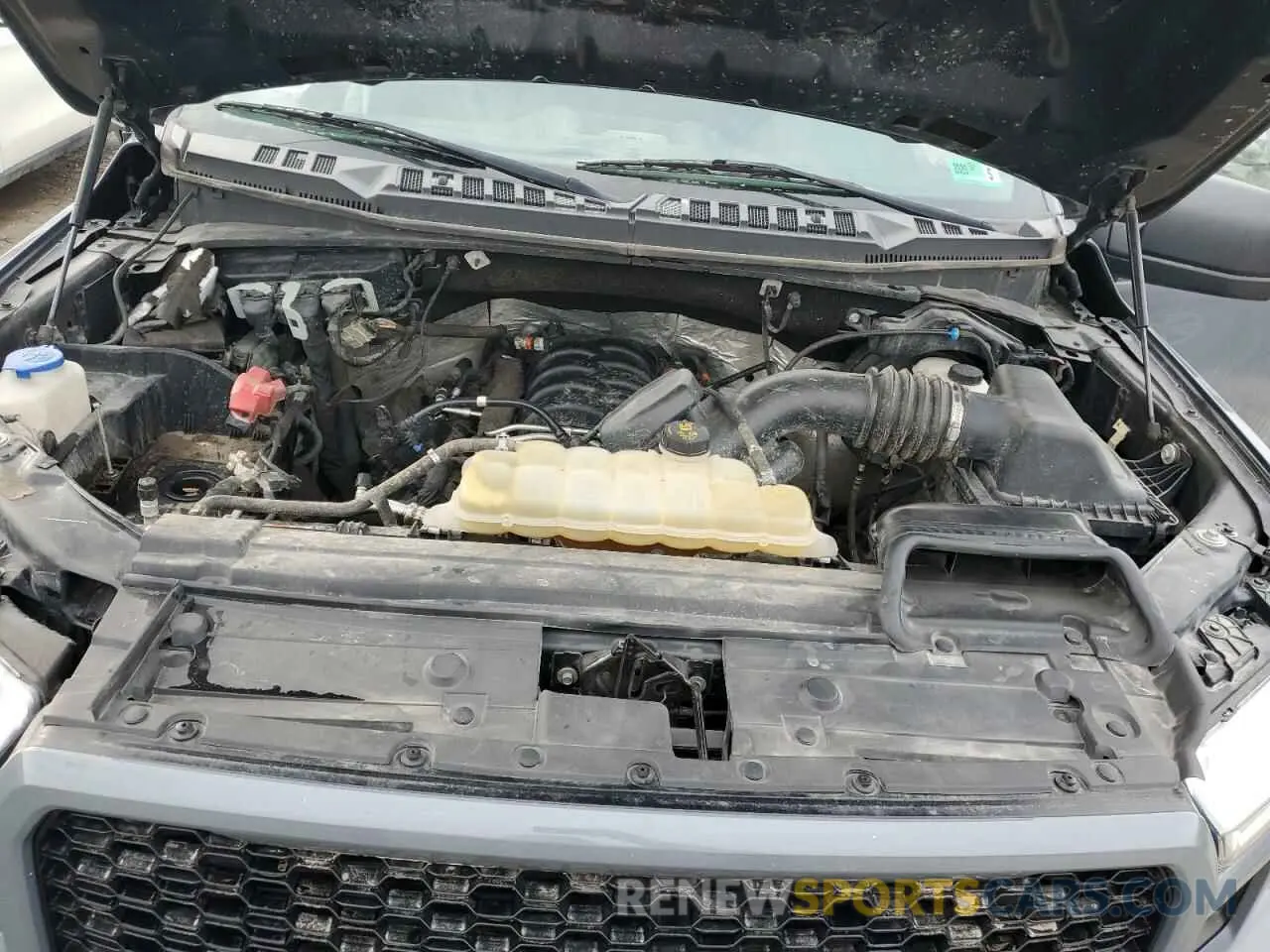 11 Photograph of a damaged car 1FTEW1E51KFC05860 FORD F-150 2019