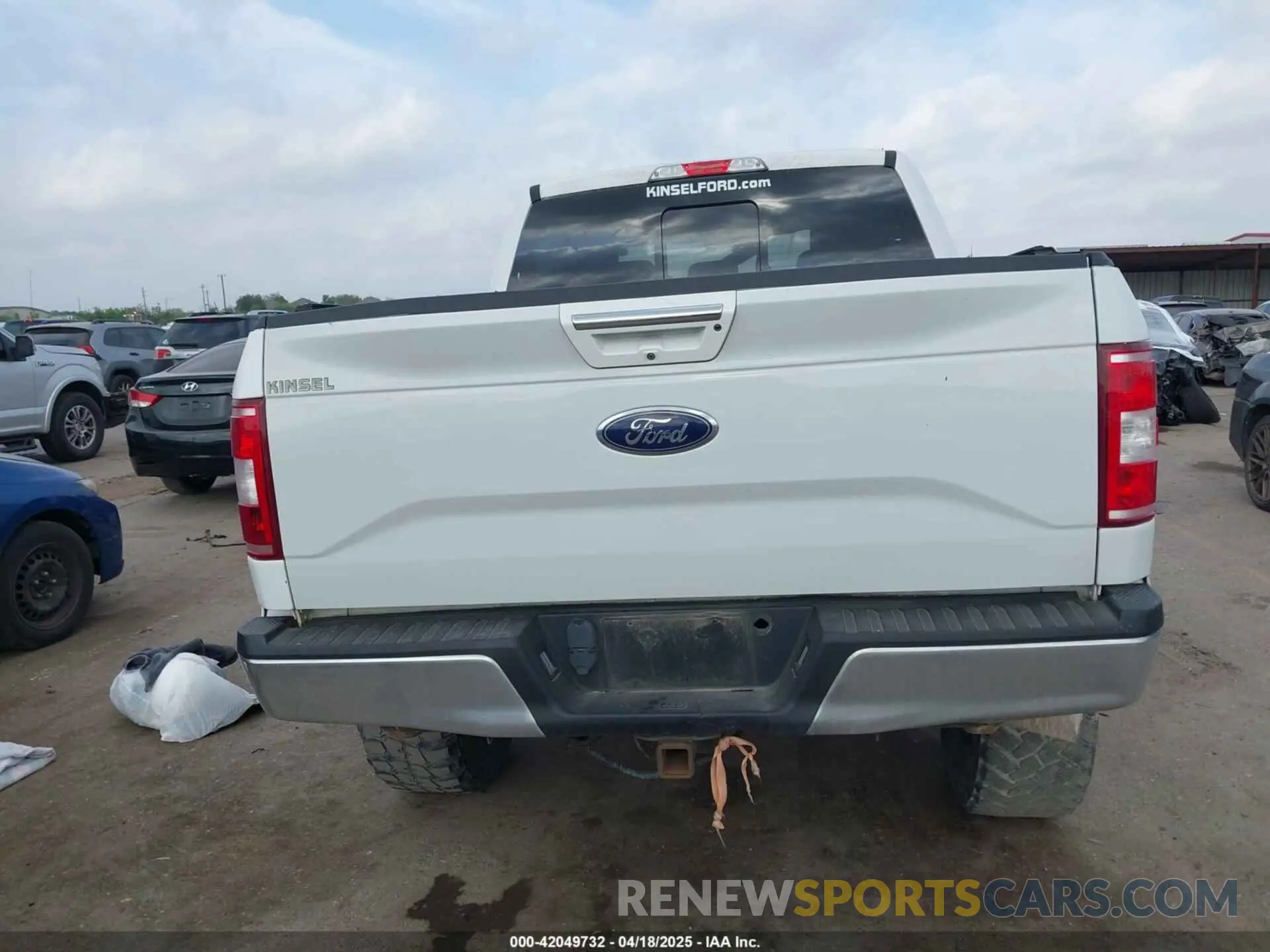 16 Photograph of a damaged car 1FTEW1E51KKC41183 FORD F-150 2019