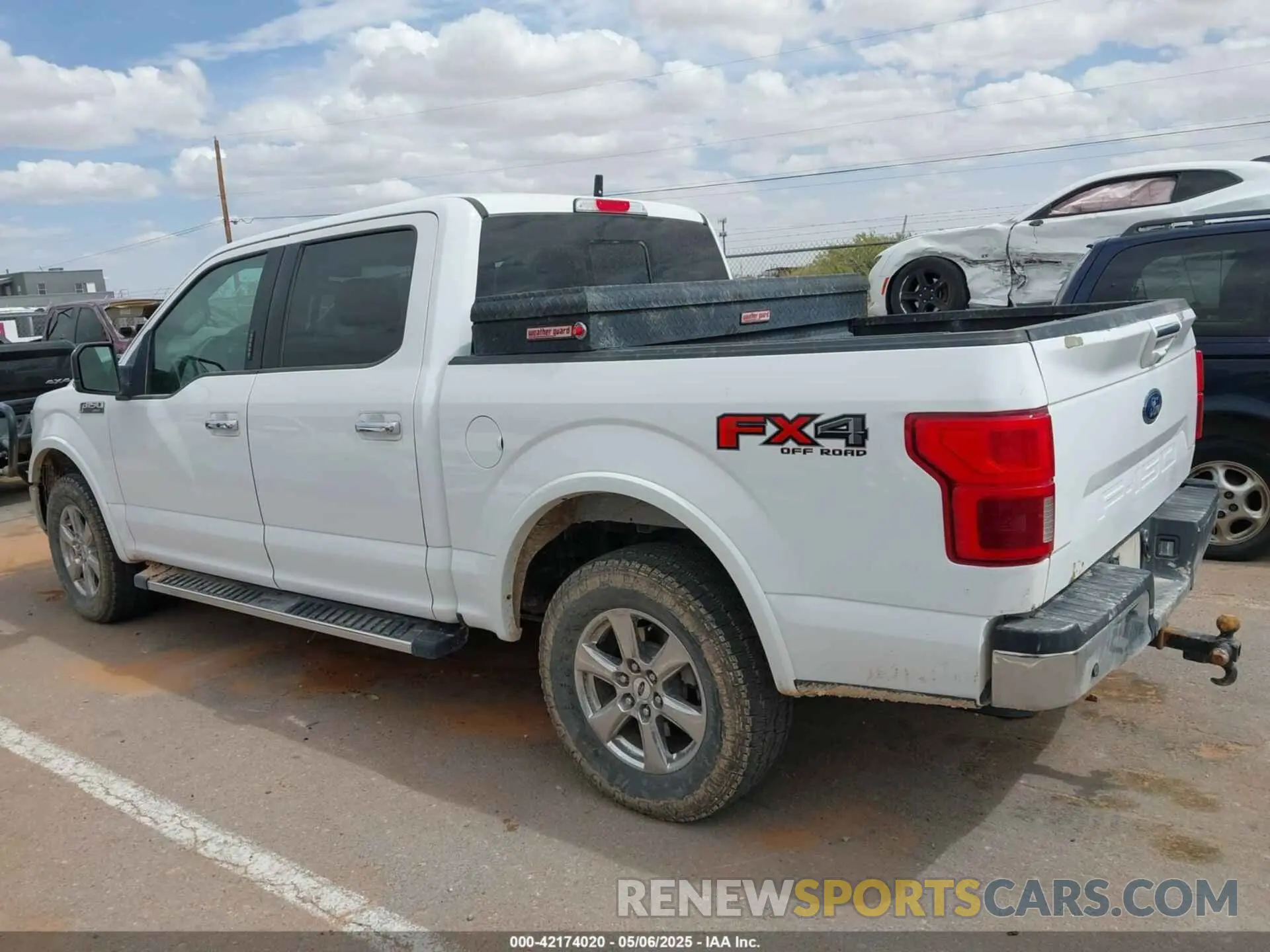 14 Photograph of a damaged car 1FTEW1E51KKD31014 FORD F-150 2019