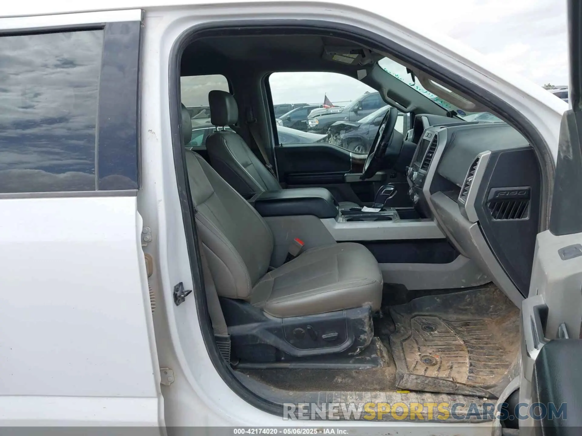 5 Photograph of a damaged car 1FTEW1E51KKD31014 FORD F-150 2019
