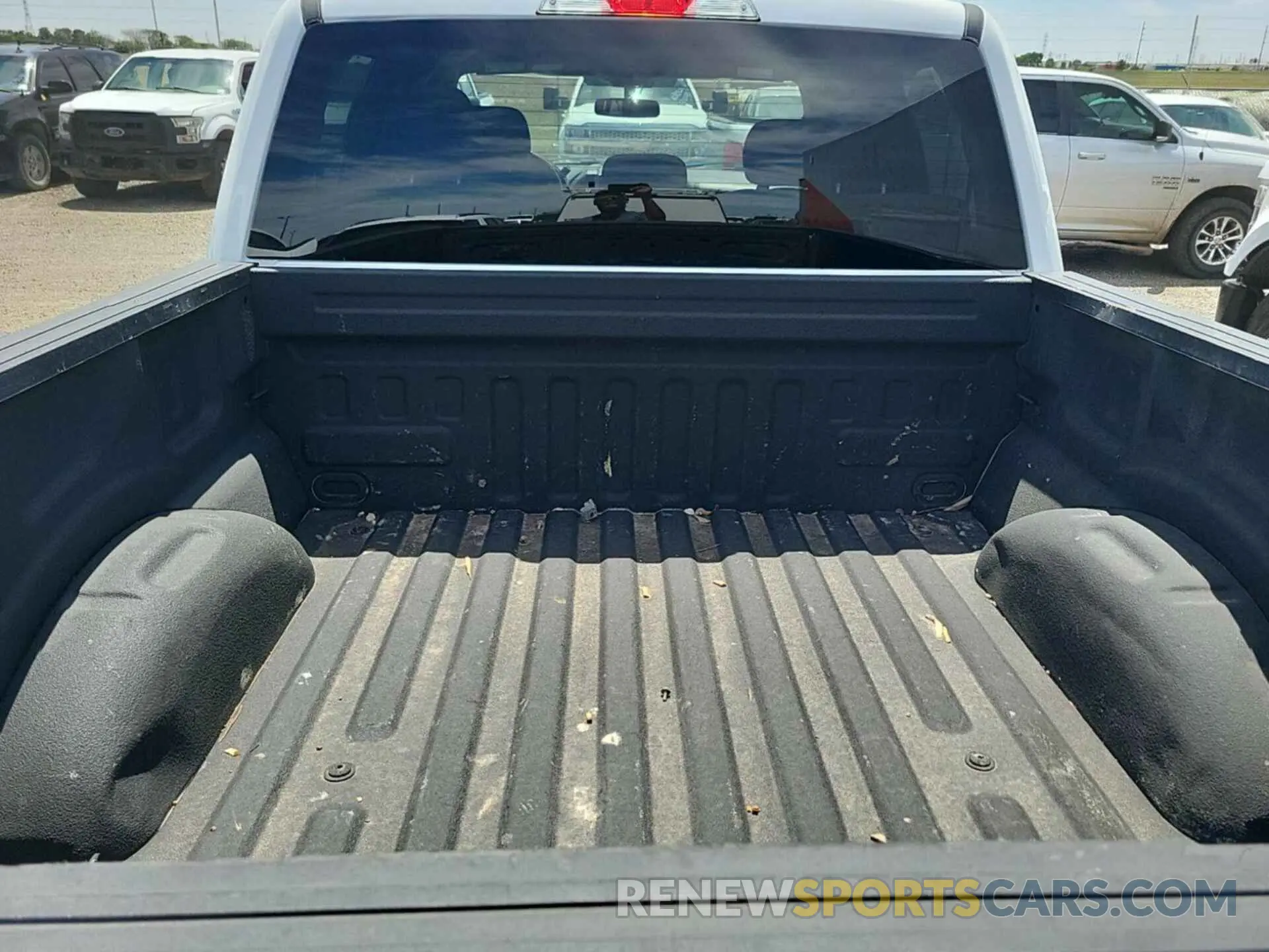 10 Photograph of a damaged car 1FTEW1E51KKD51103 FORD F-150 2019