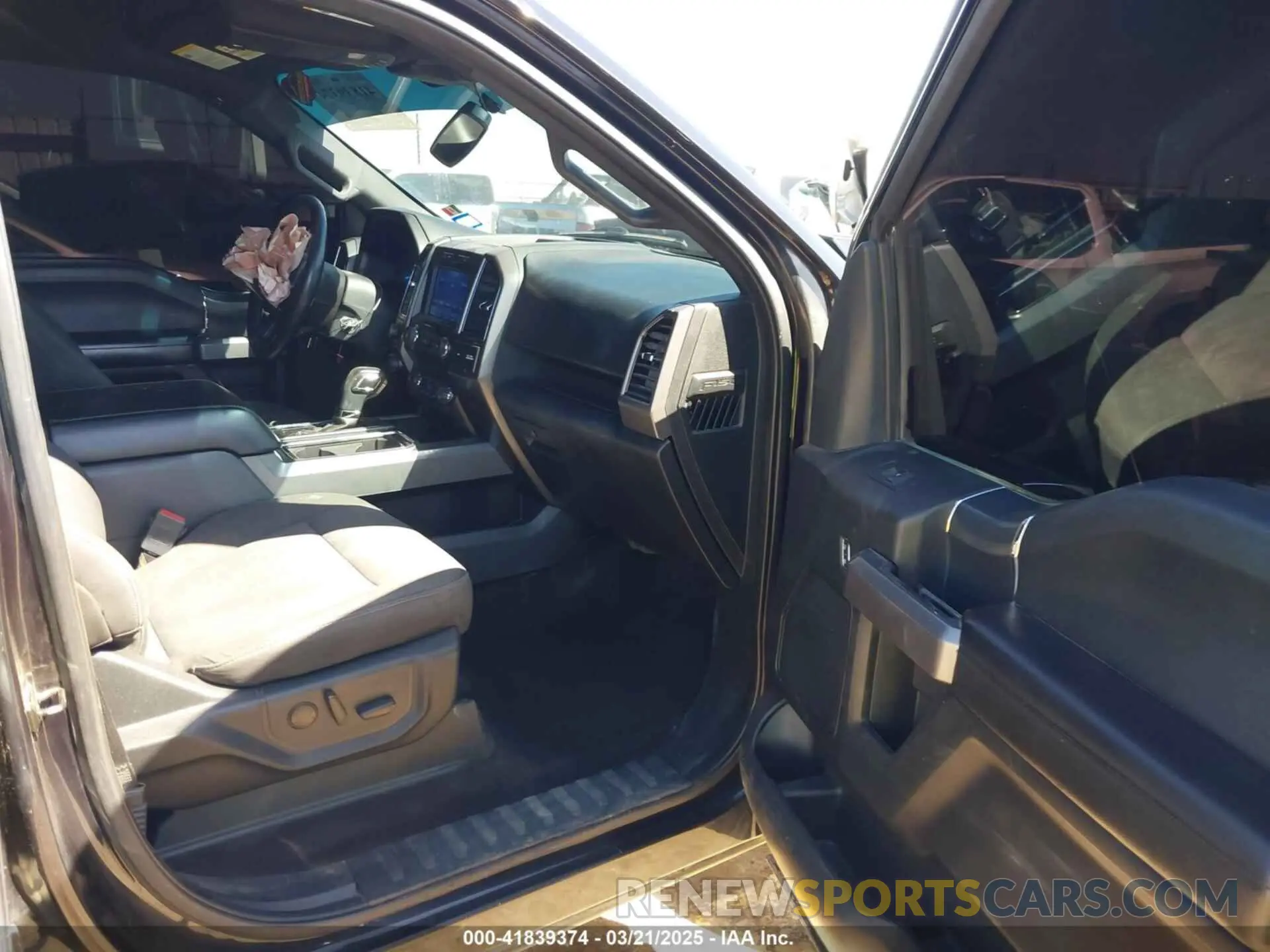 5 Photograph of a damaged car 1FTEW1E51KKD71156 FORD F-150 2019