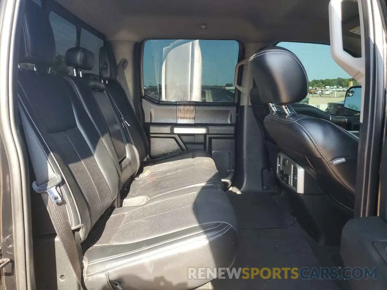 10 Photograph of a damaged car 1FTEW1E53KFB83358 FORD F-150 2019
