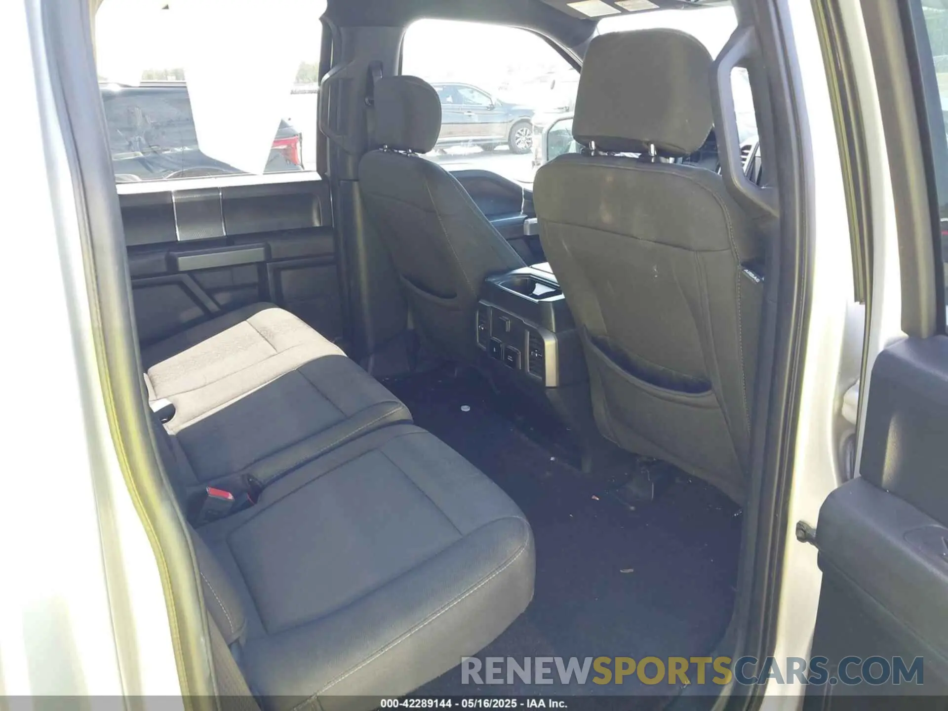 8 Photograph of a damaged car 1FTEW1E53KFC60729 FORD F-150 2019