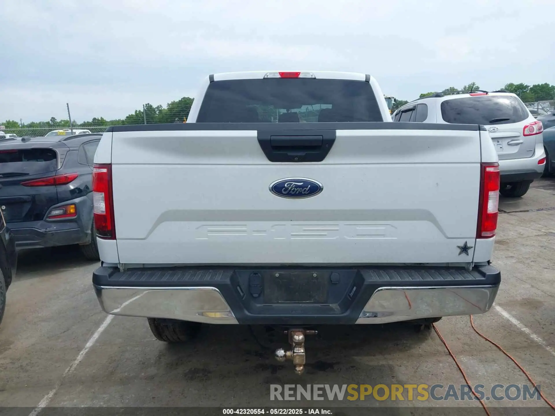 16 Photograph of a damaged car 1FTEW1E53KFD17091 FORD F-150 2019