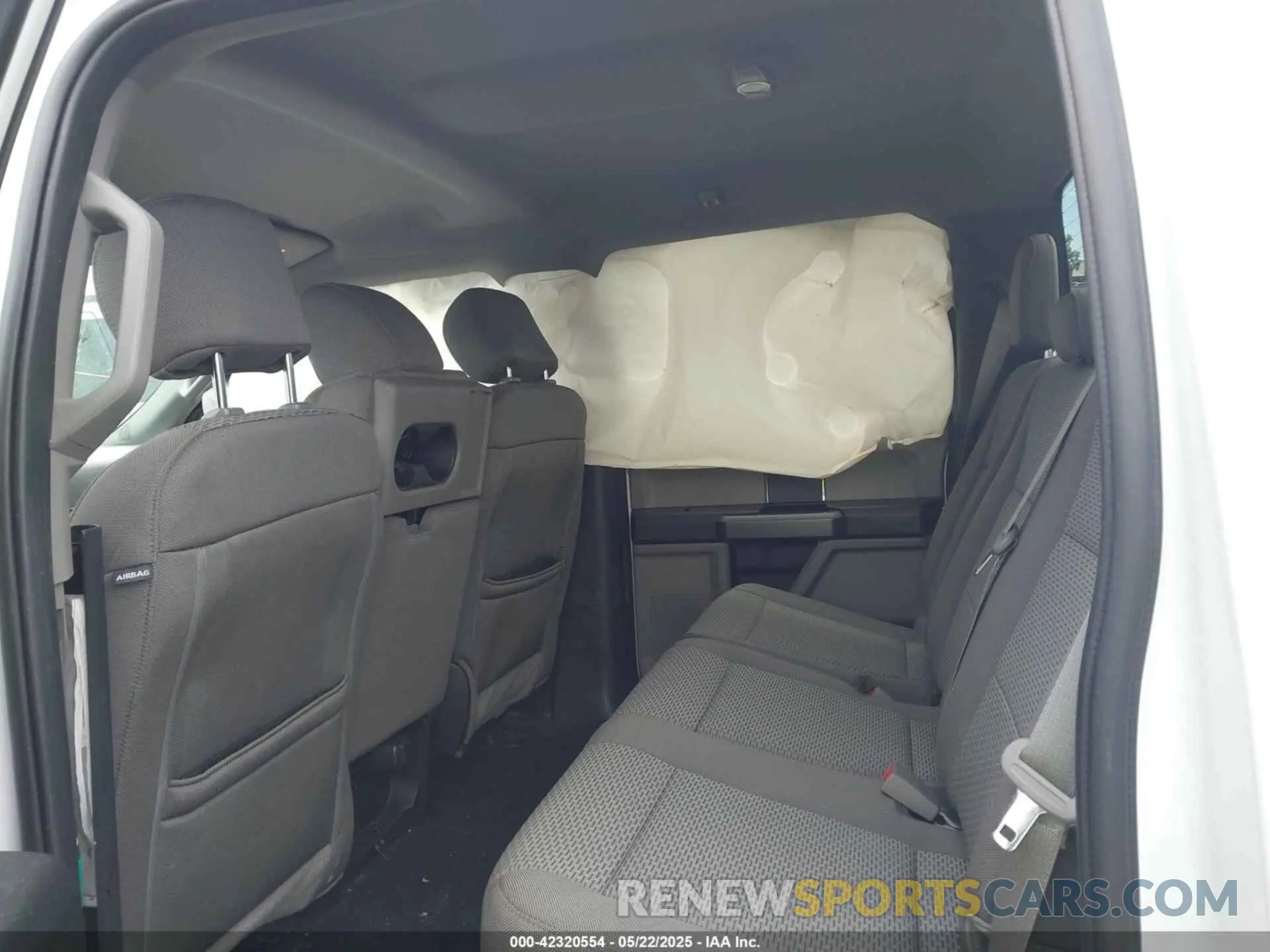 8 Photograph of a damaged car 1FTEW1E53KFD17091 FORD F-150 2019