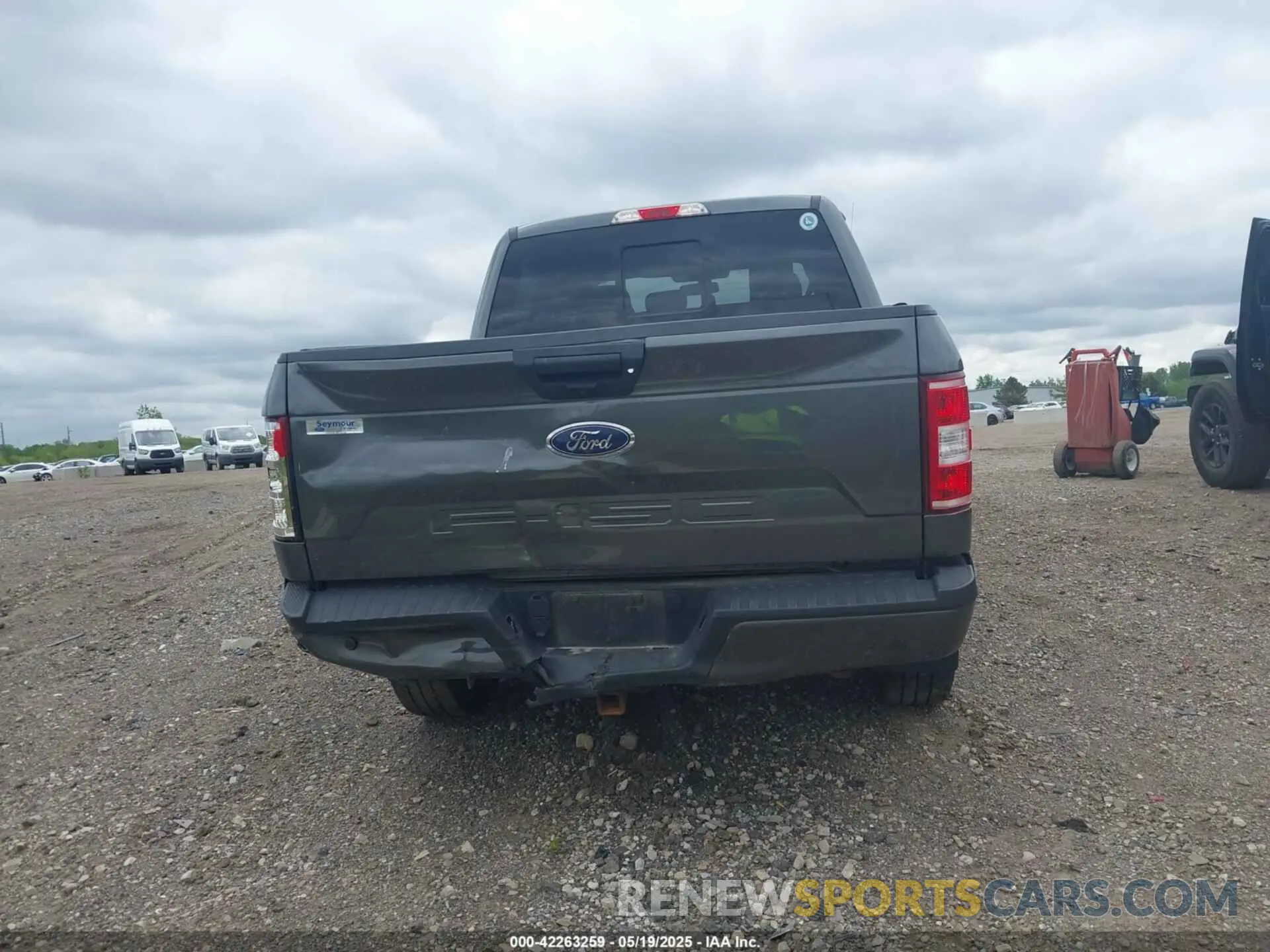 16 Photograph of a damaged car 1FTEW1E54KFD52495 FORD F-150 2019