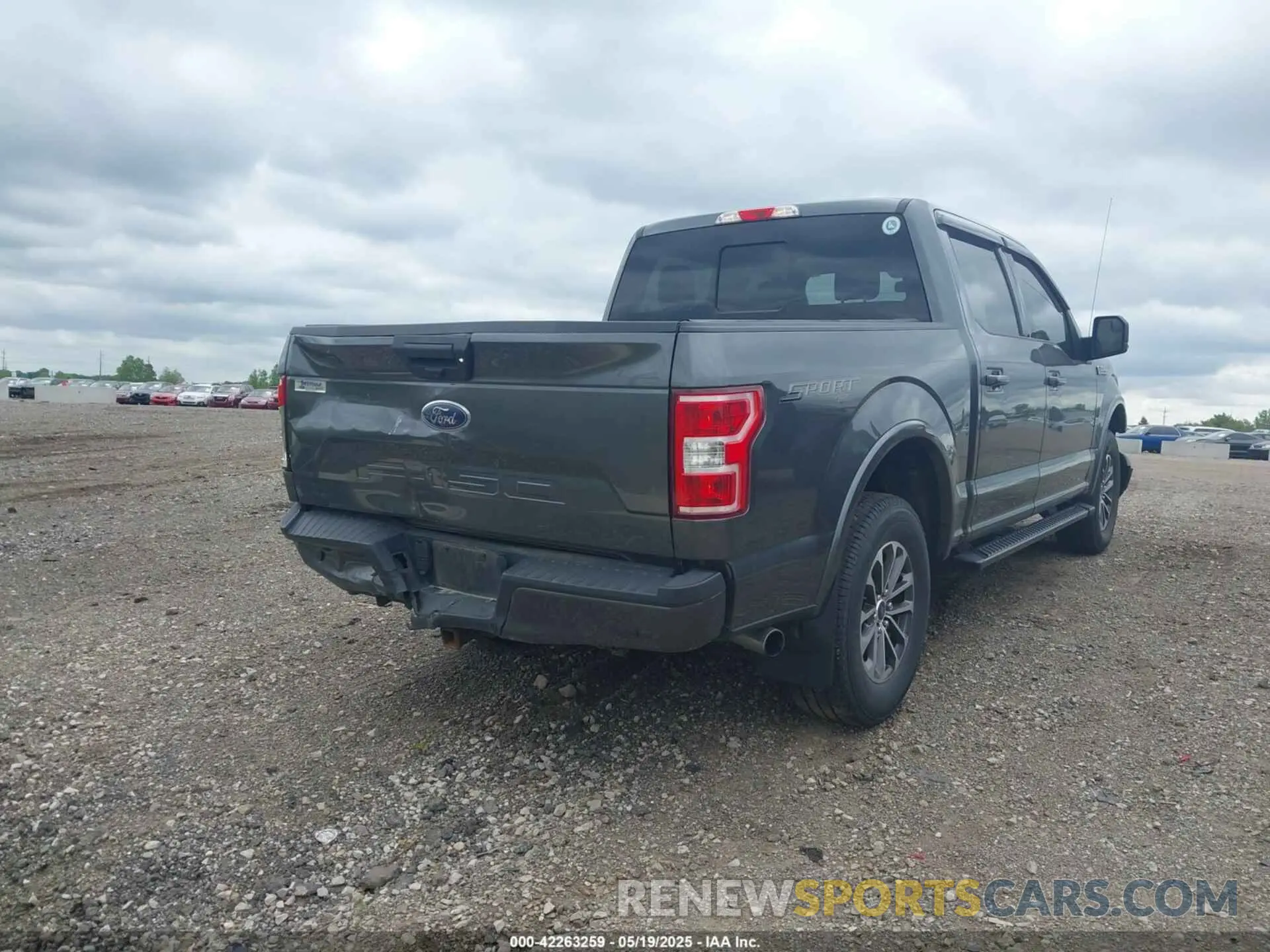 4 Photograph of a damaged car 1FTEW1E54KFD52495 FORD F-150 2019