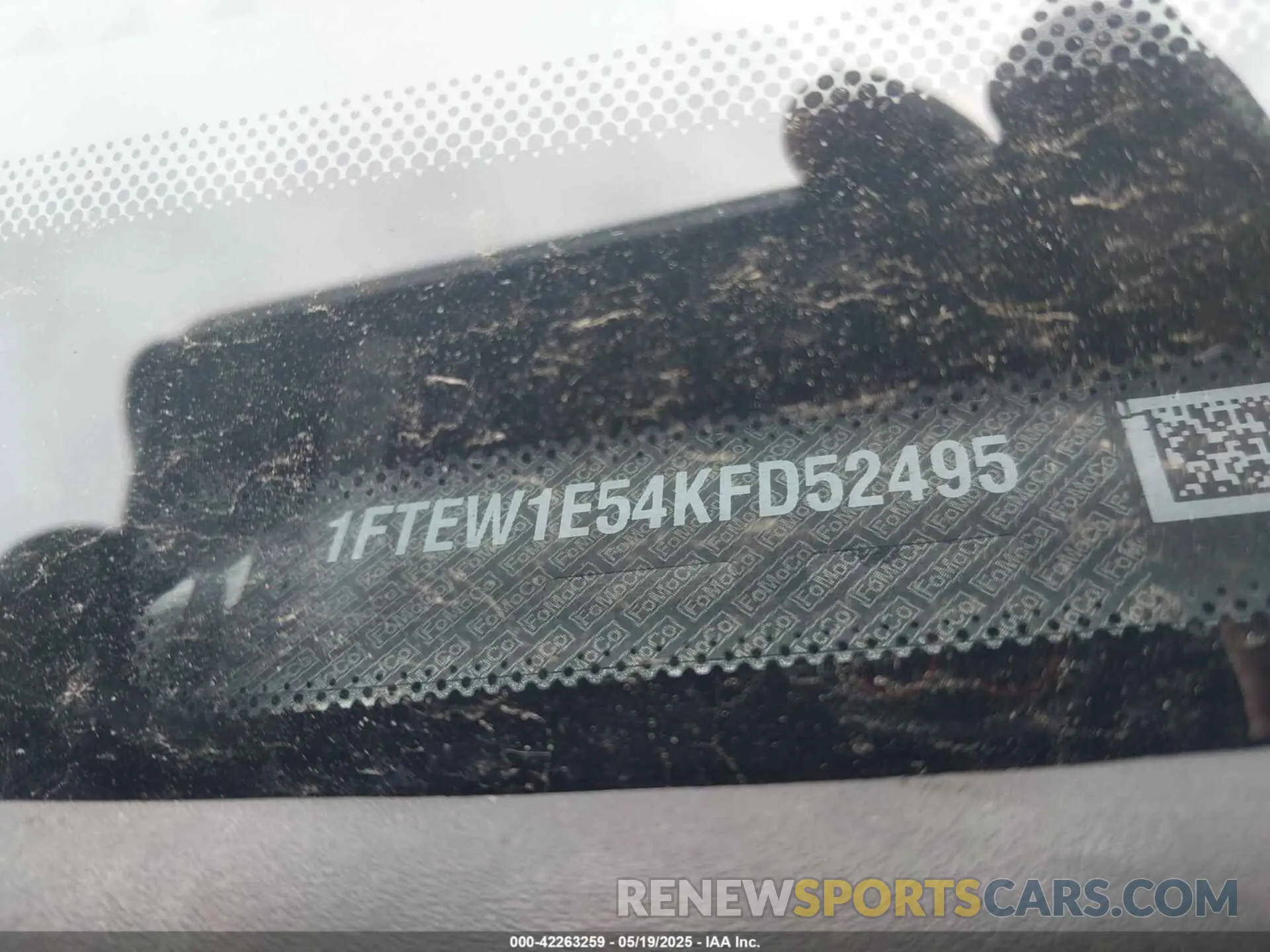 9 Photograph of a damaged car 1FTEW1E54KFD52495 FORD F-150 2019
