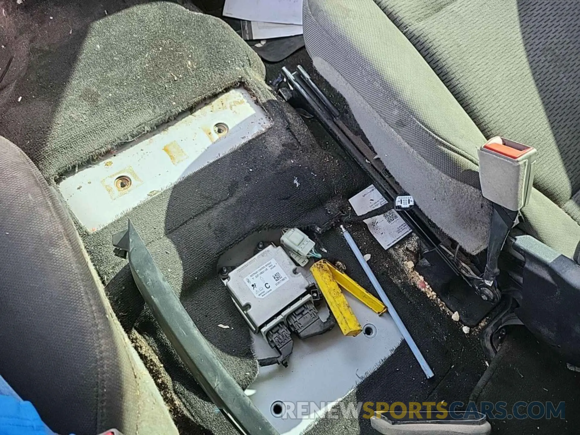 16 Photograph of a damaged car 1FTEW1E54KKC71780 FORD F-150 2019