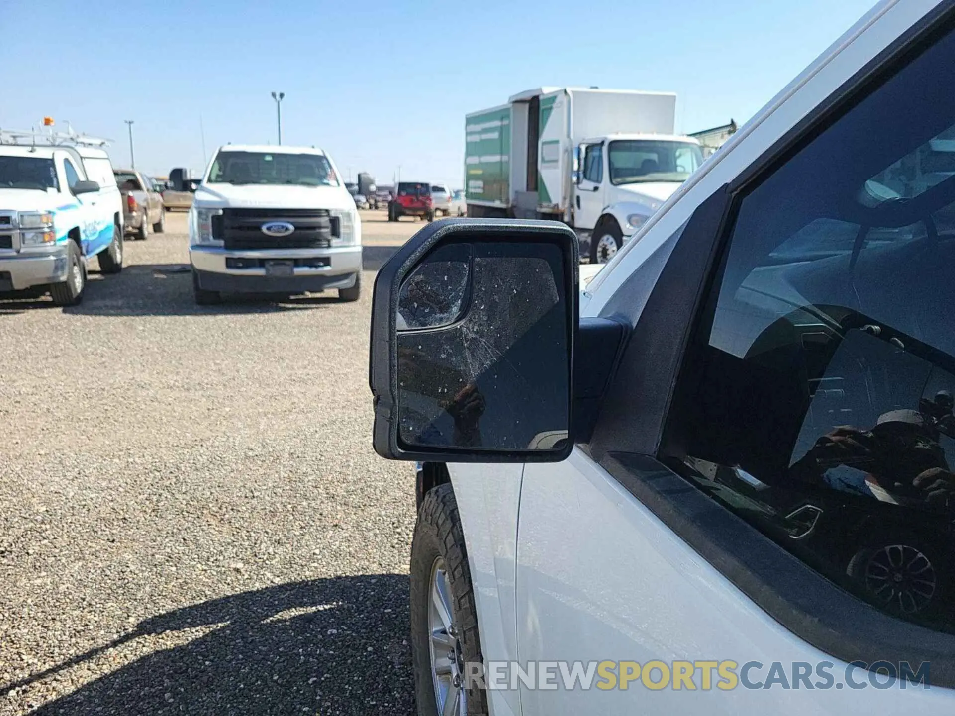 32 Photograph of a damaged car 1FTEW1E54KKC71780 FORD F-150 2019