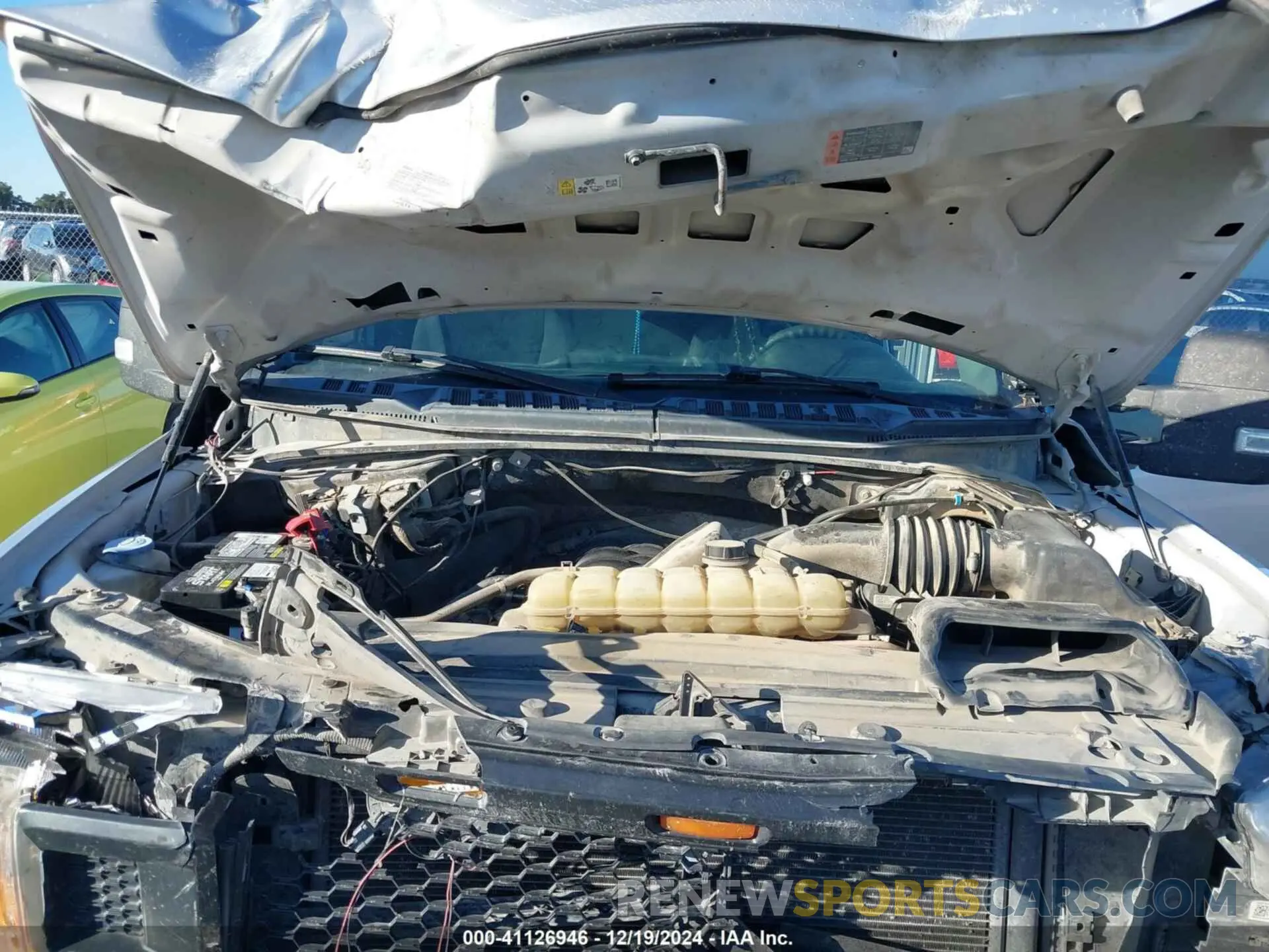 10 Photograph of a damaged car 1FTEW1E55KFD27671 FORD F-150 2019