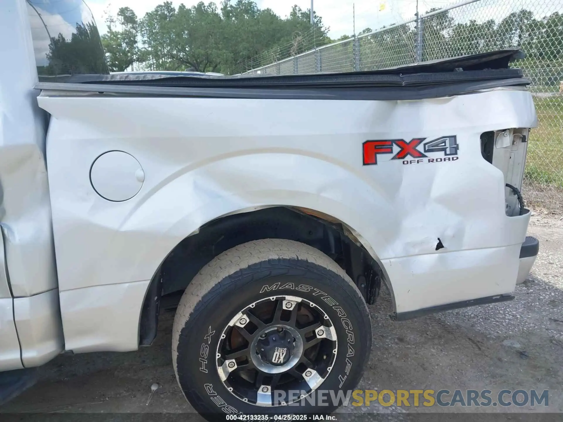 6 Photograph of a damaged car 1FTEW1E55KKC58276 FORD F-150 2019
