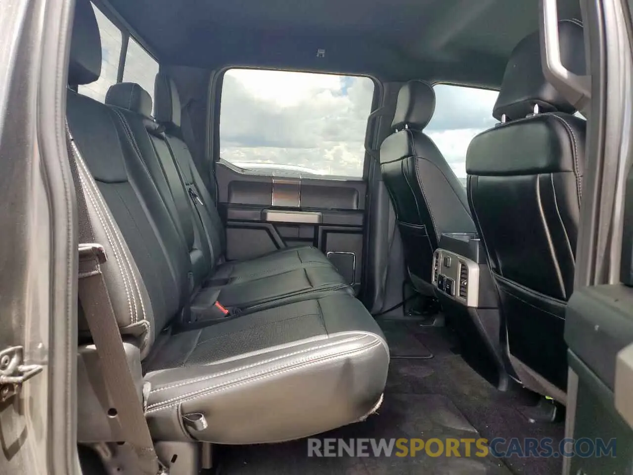 10 Photograph of a damaged car 1FTEW1E55KKC83615 FORD F-150 2019