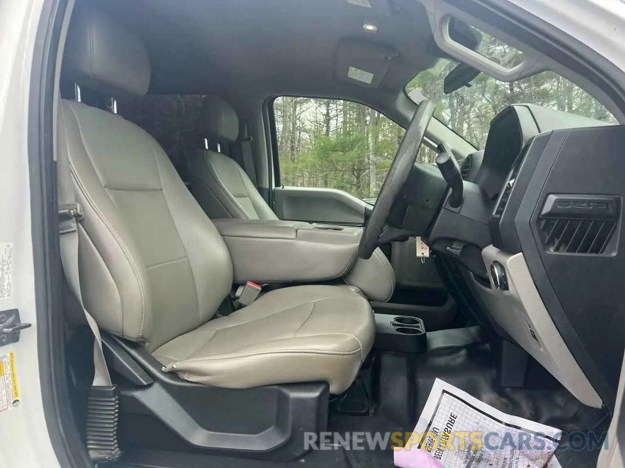 5 Photograph of a damaged car 1FTEW1E56KFA19067 FORD F-150 2019