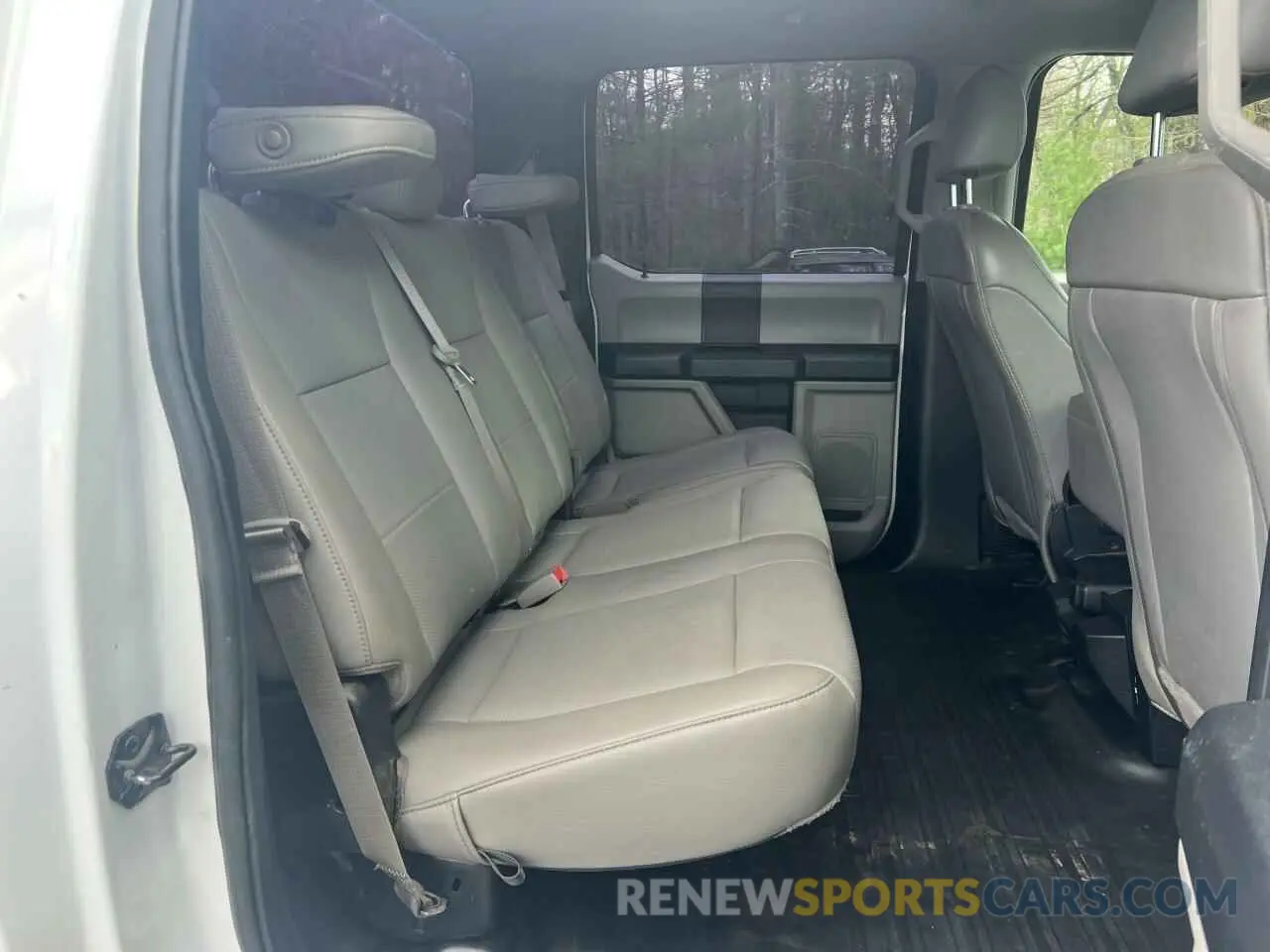 6 Photograph of a damaged car 1FTEW1E56KFA19067 FORD F-150 2019