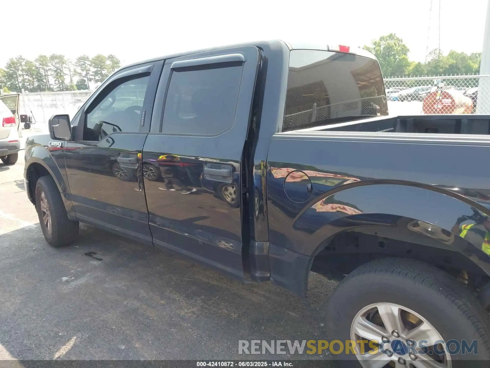 13 Photograph of a damaged car 1FTEW1E56KFA63764 FORD F-150 2019