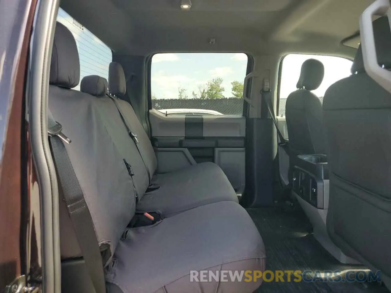 10 Photograph of a damaged car 1FTEW1E56KFD10314 FORD F-150 2019