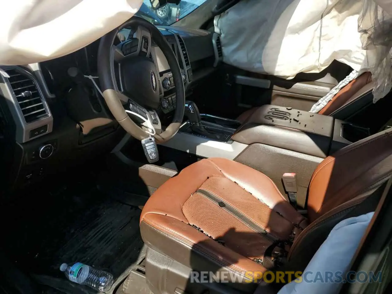 7 Photograph of a damaged car 1FTEW1E56KFD49761 FORD F-150 2019