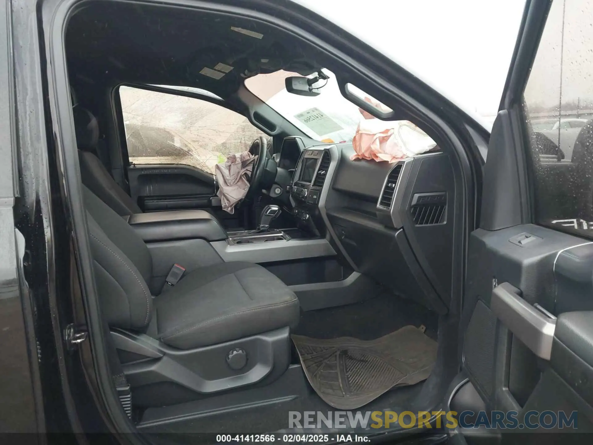 5 Photograph of a damaged car 1FTEW1E56KKE33702 FORD F-150 2019